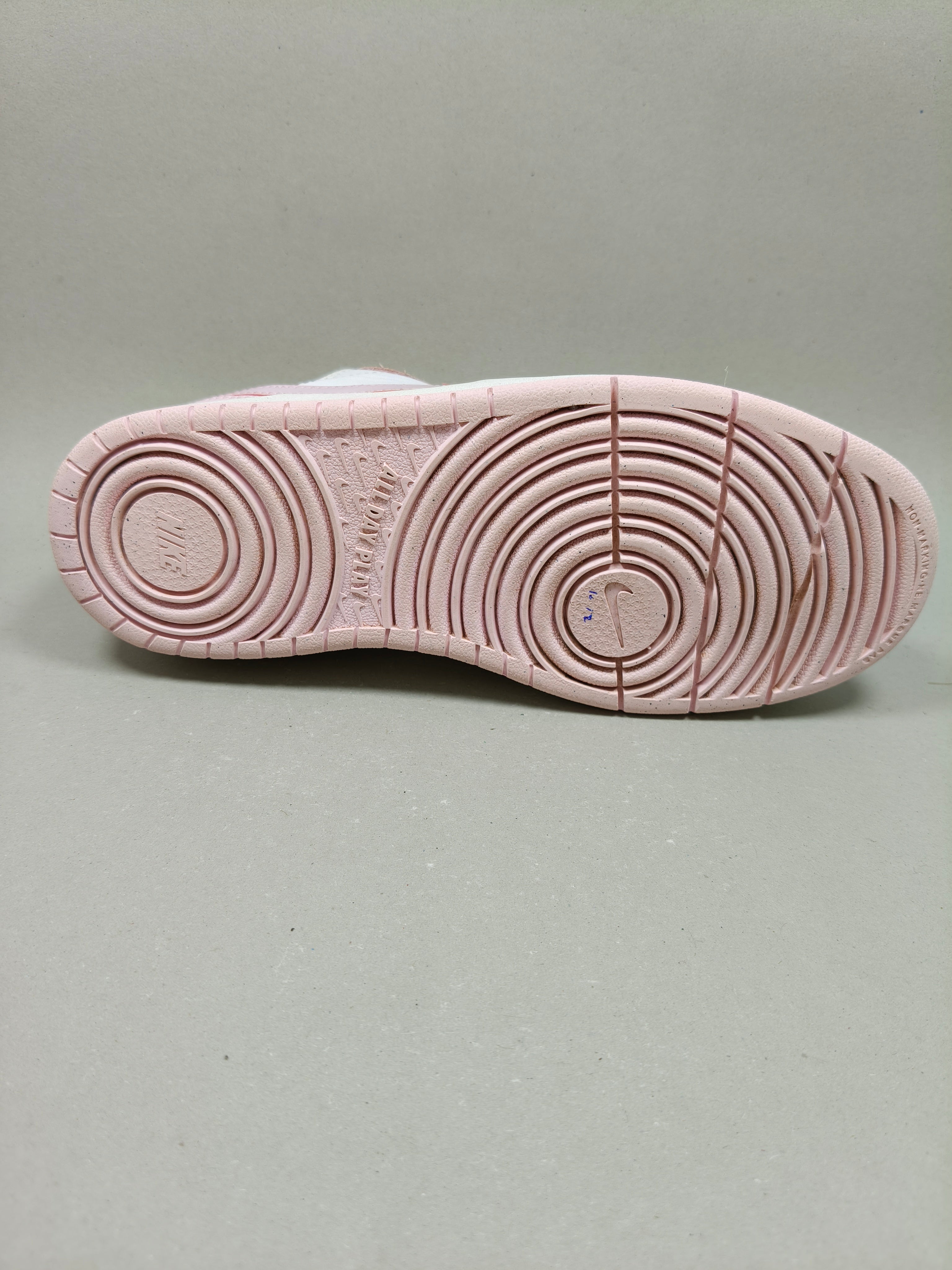 Nike Court Borough . Size : EUR  36 | Premium