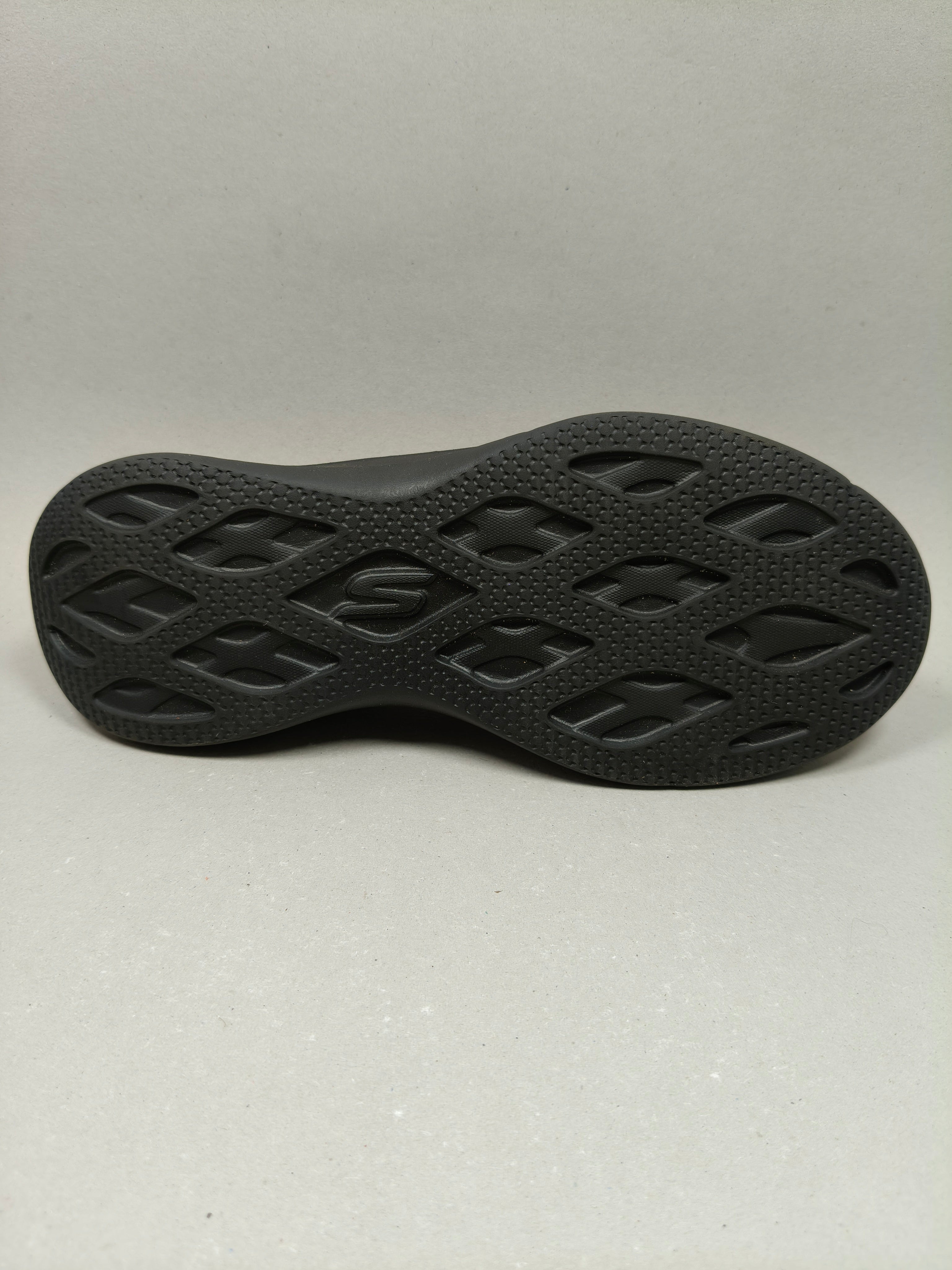 Skechers Go Step . Size : EUR  35 | Premium+