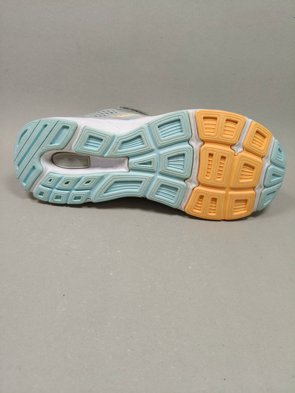 New Balance 680  . Size : EUR  35 | Excellent+