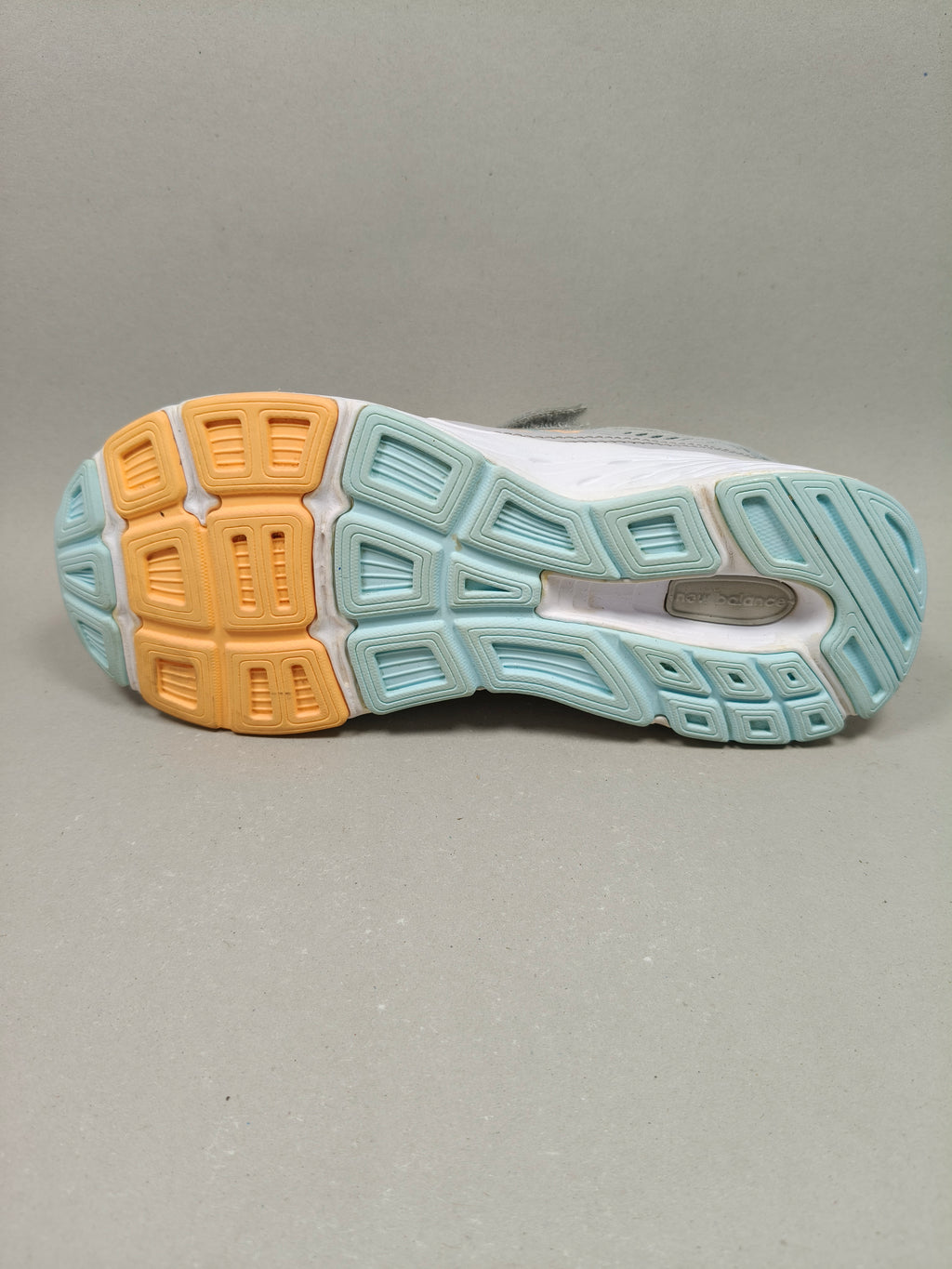 New Balance 680  . Size : EUR  35 | Excellent+