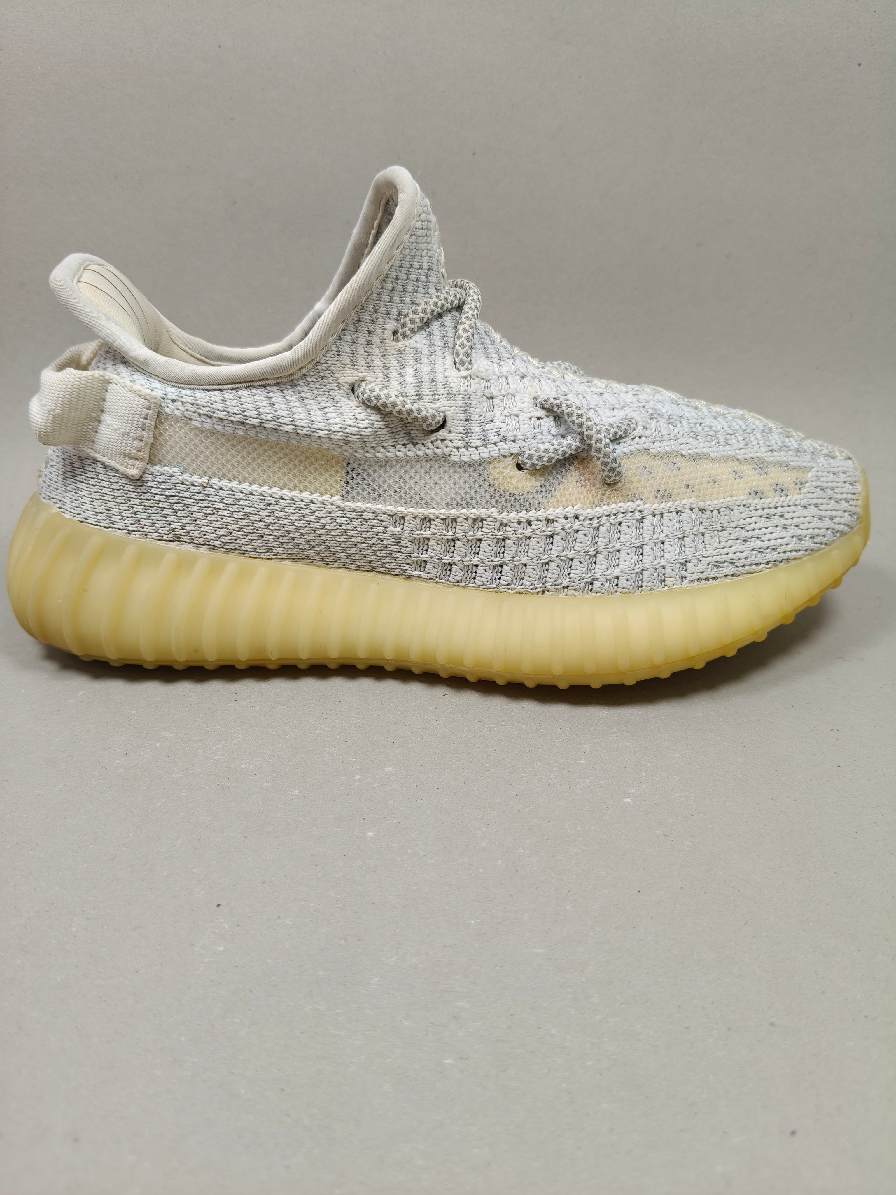 Adidas Yeezy Boost . Size : EUR  36 | Premium