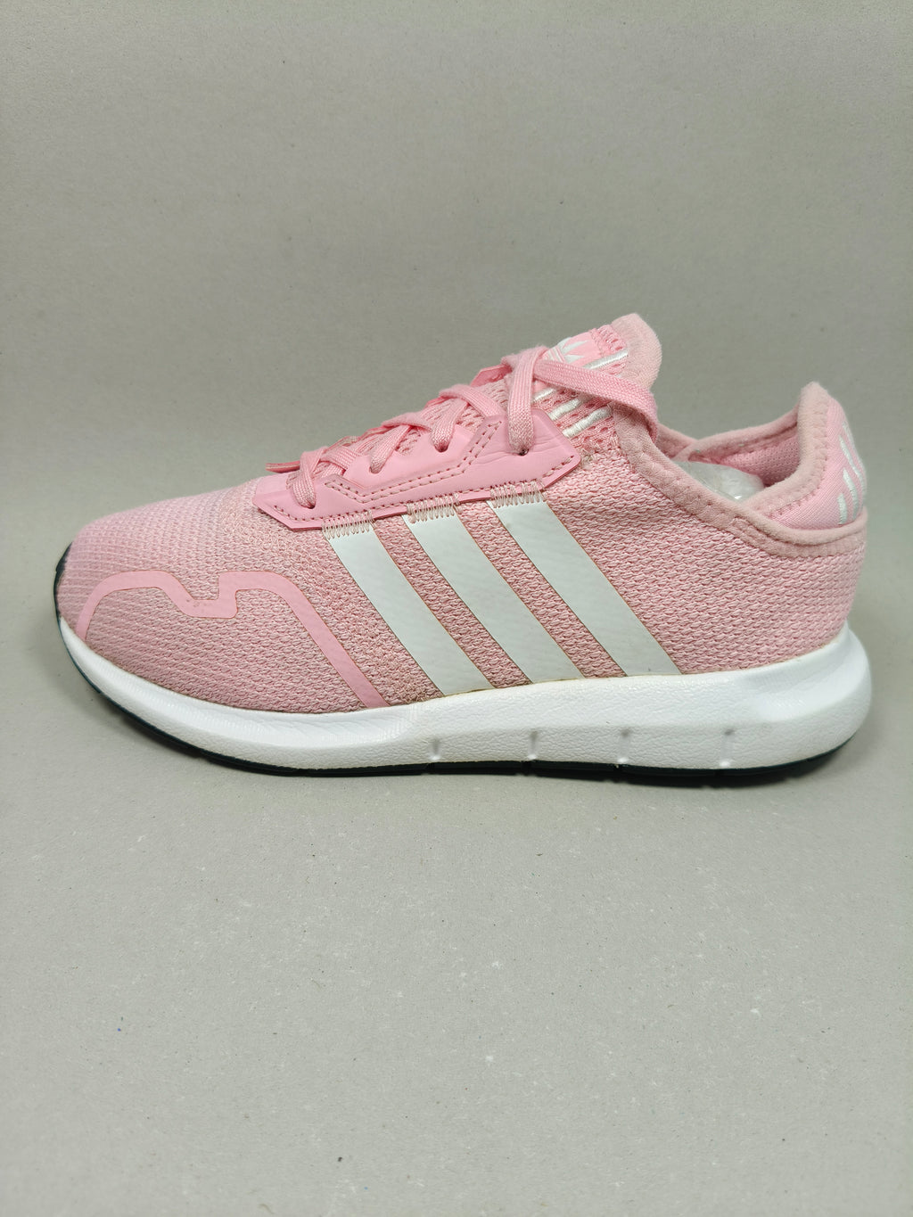 Adidas Swift Run . Size : EUR  35 | Excellent+