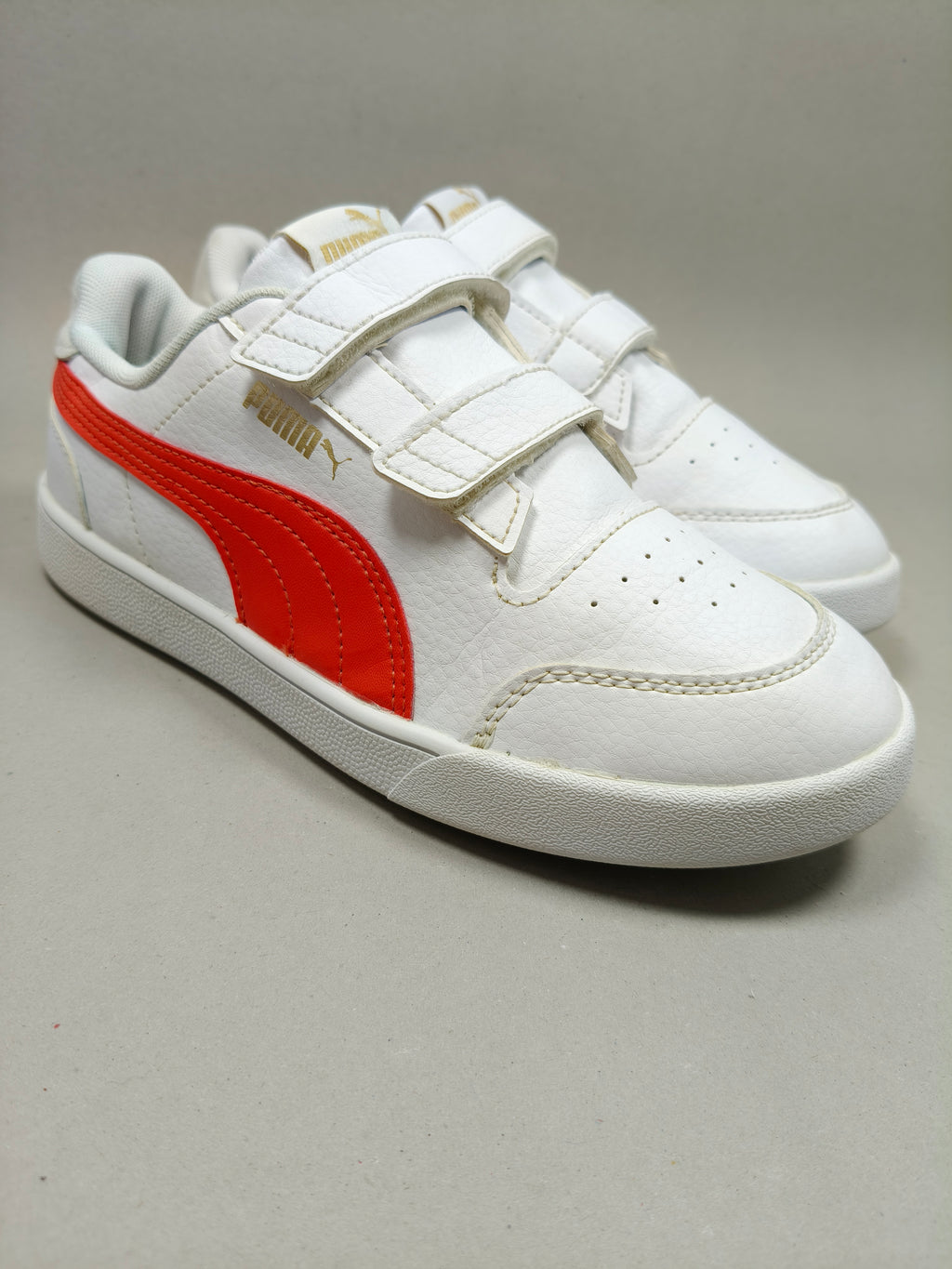 Puma Shuffle . Size : EUR  35 | Premium