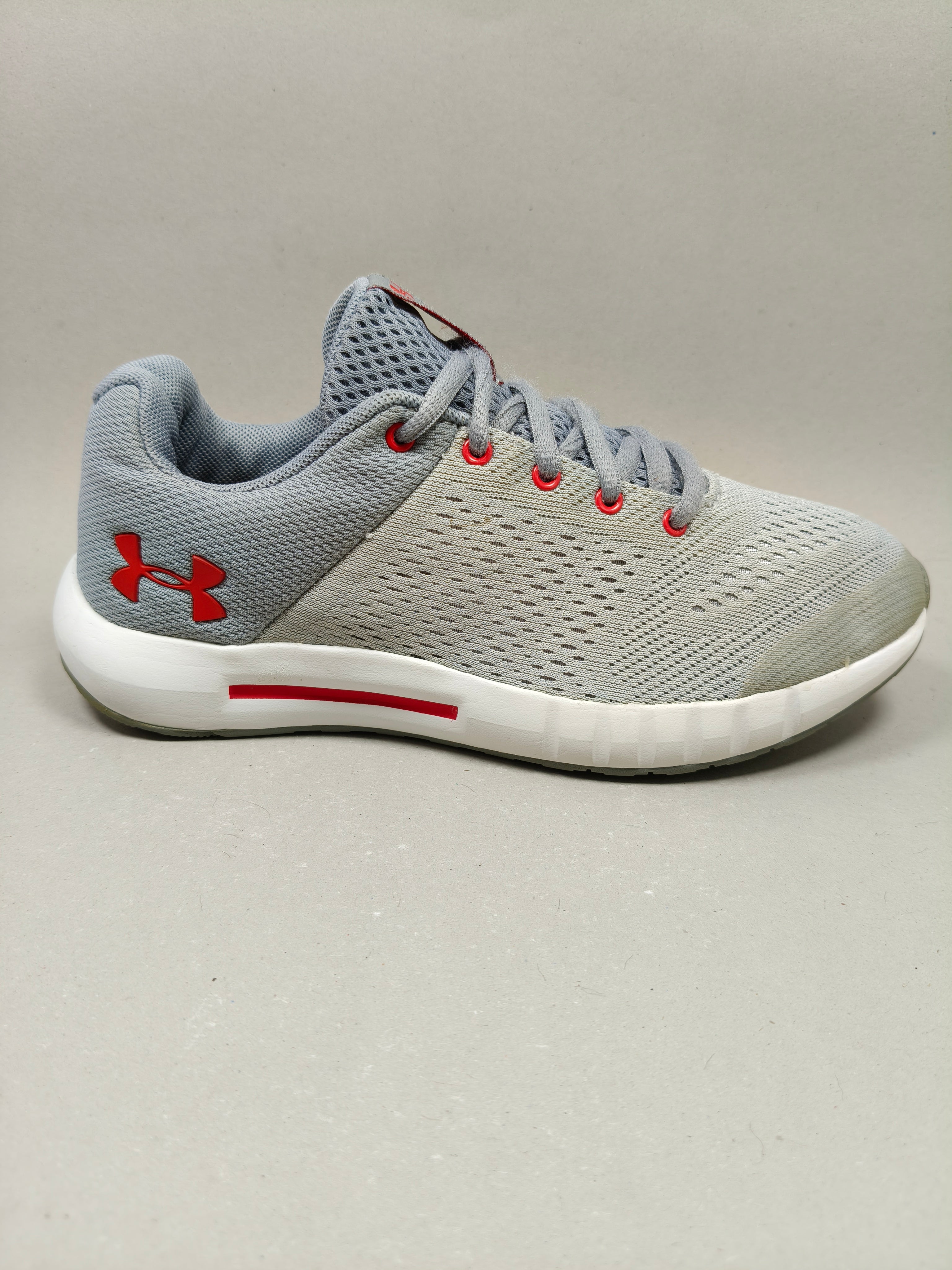 Under Armour GGS Pursuit . Size : EUR  36 | Excellent+