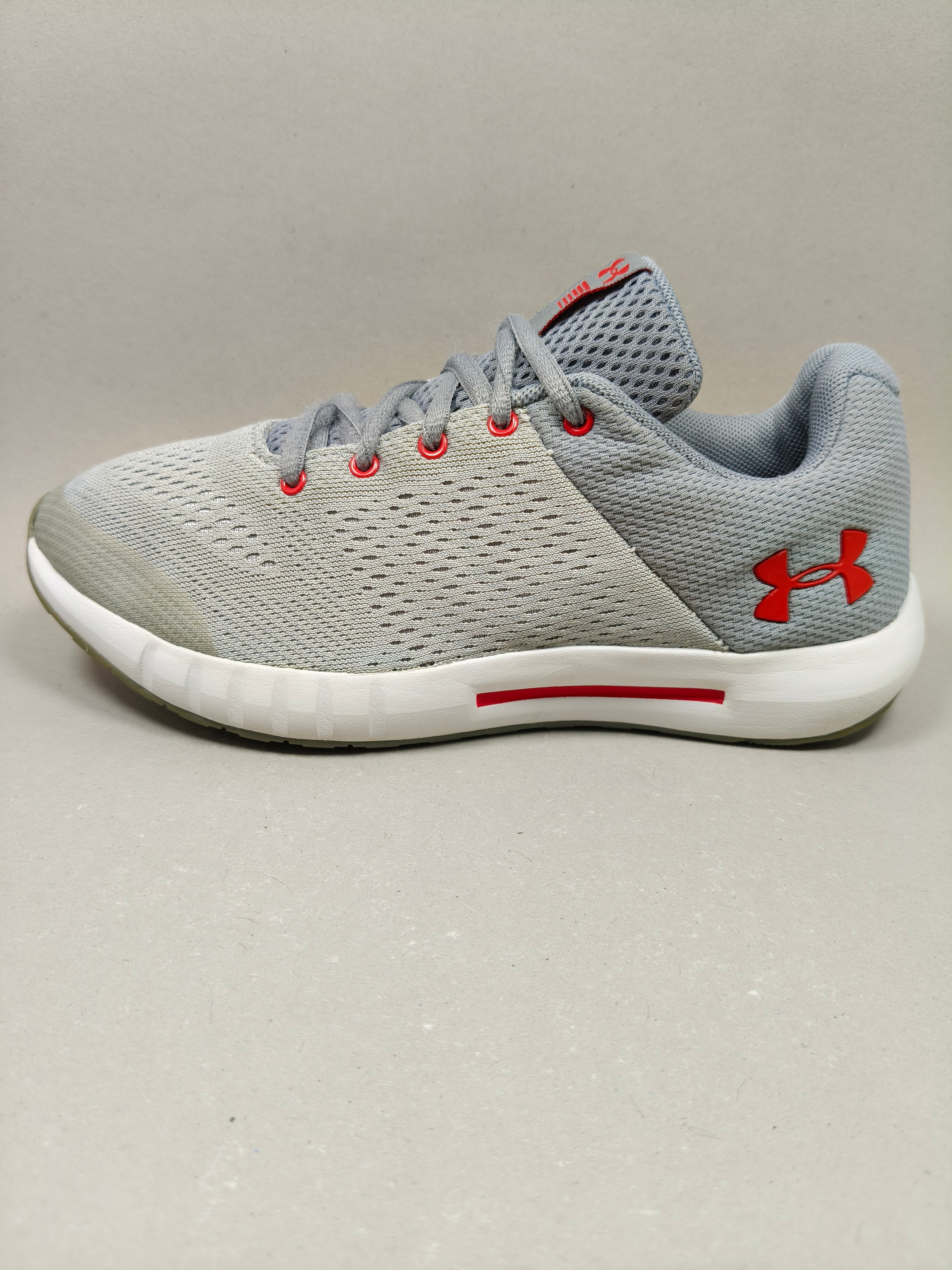 Under Armour GGS Pursuit . Size : EUR  36 | Excellent+