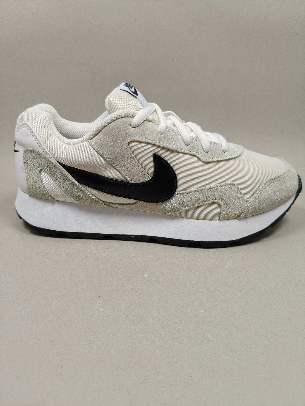 Nike Delfine . Size : EUR  36 | Premium