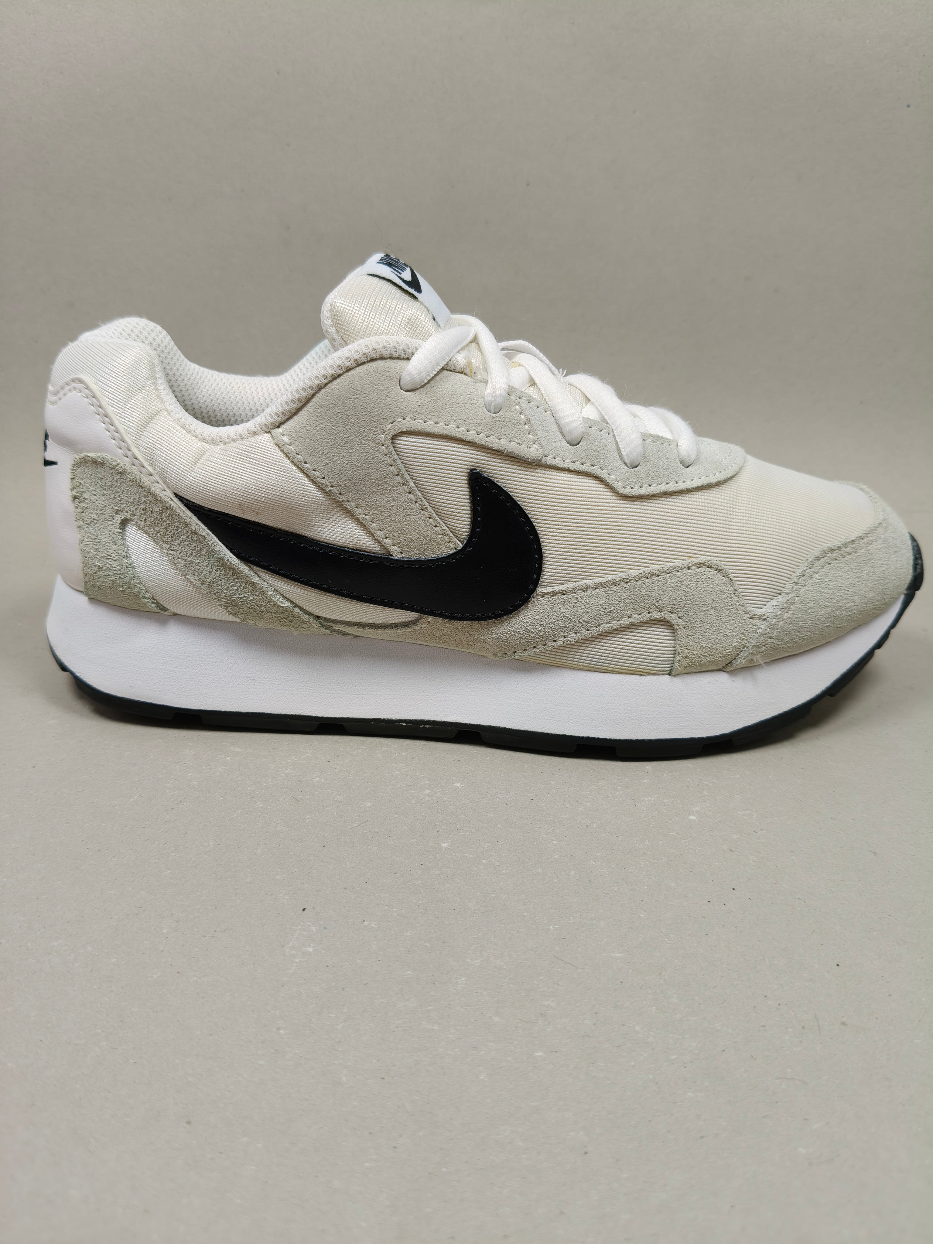 Nike Delfine . Size : EUR  36 | Premium