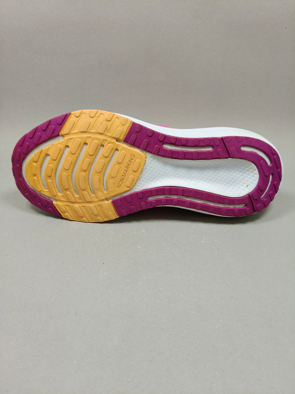 Adidas EQ Run . Size : EUR  37 | Excellent+