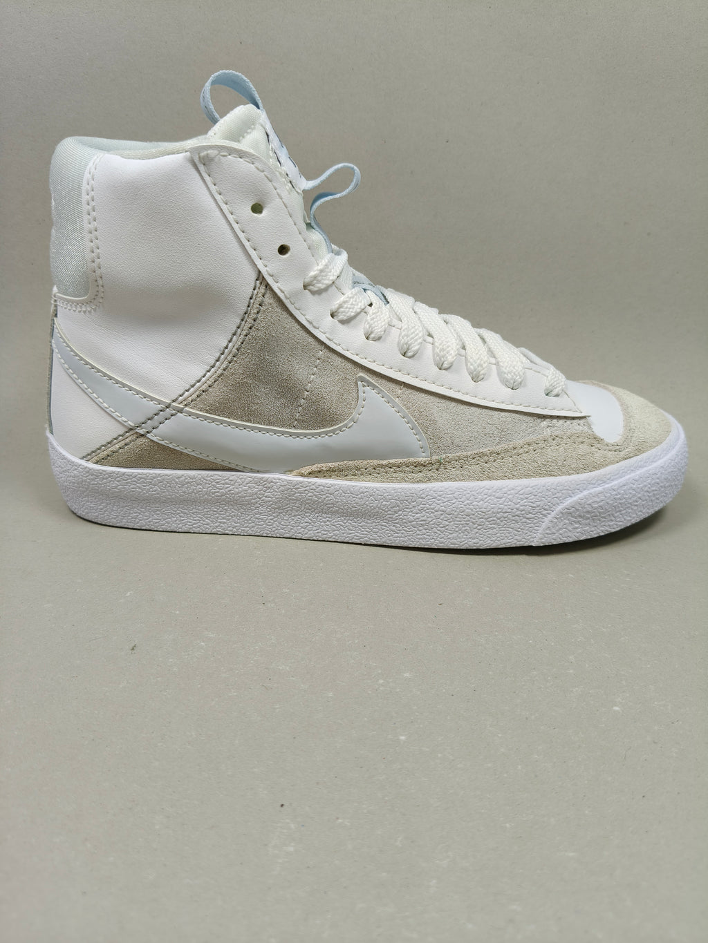 Nike Blazer Mid . Size : EUR  36 | Premium+