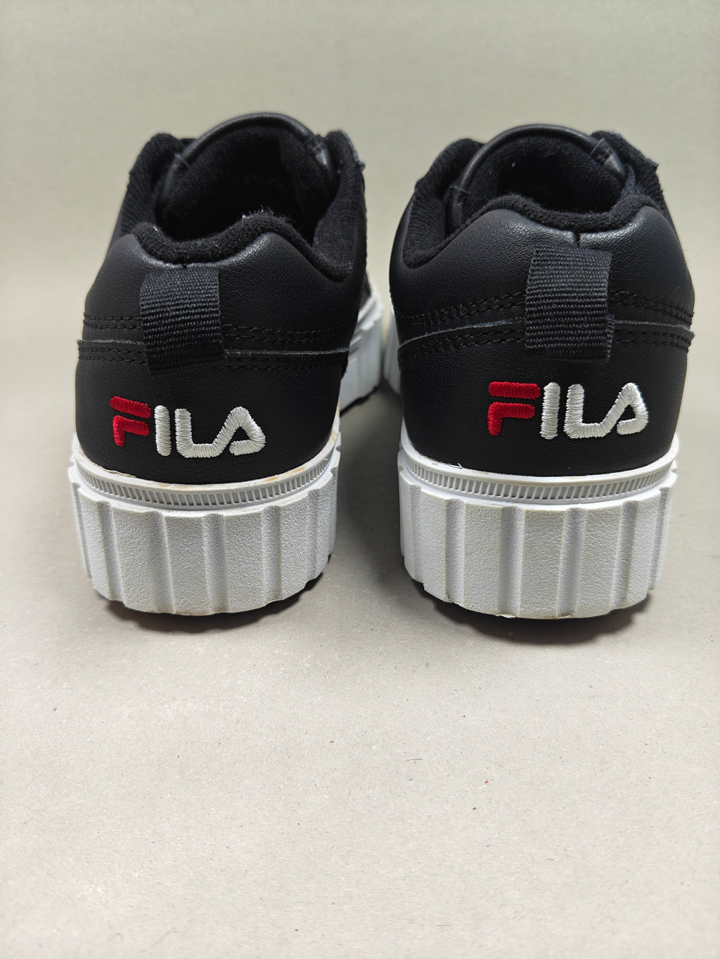 Fila Sand Blast . Size : EUR  36 | Premium