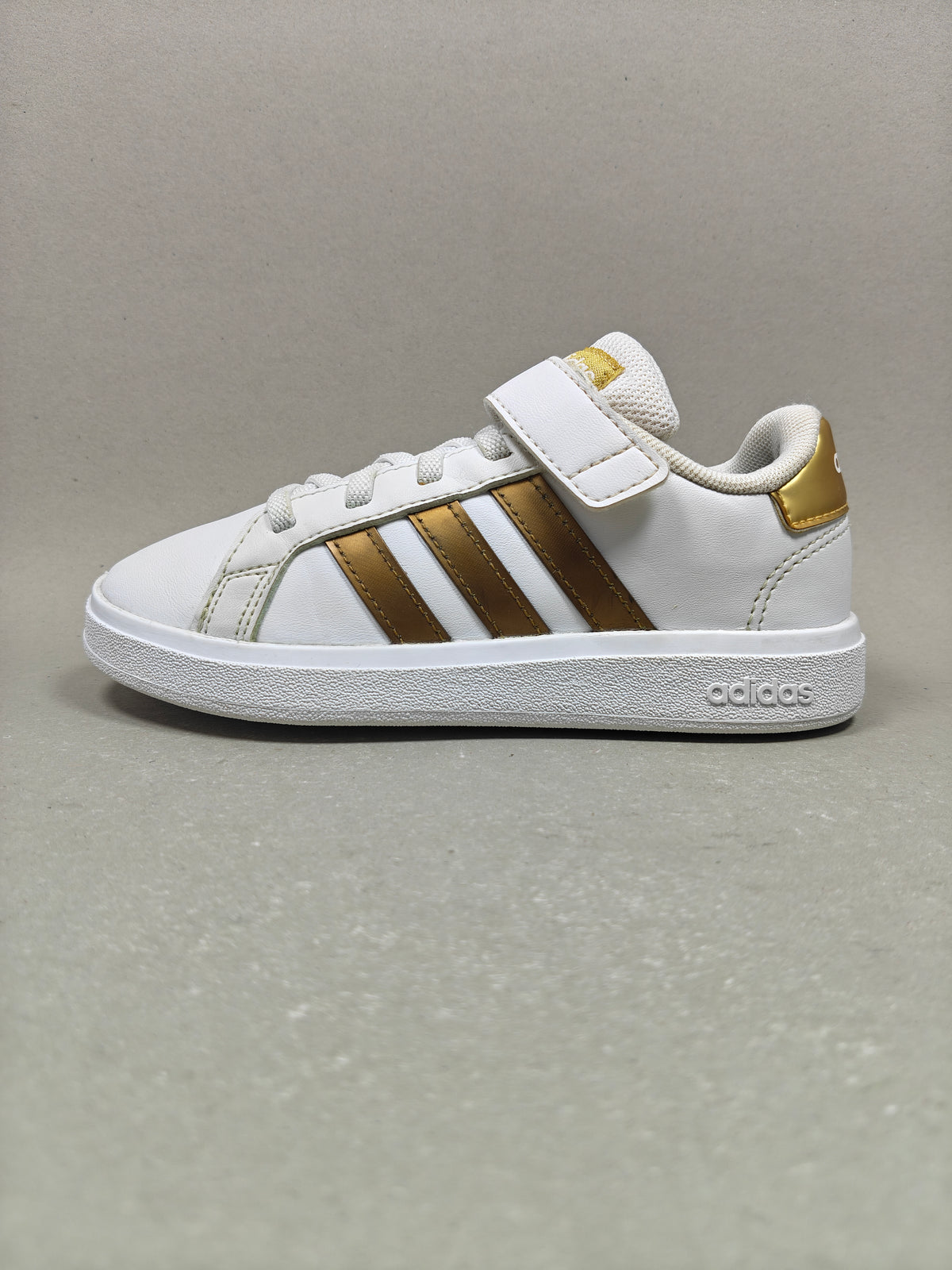 Adidas Grand Court . Size : EUR  30 | Premium
