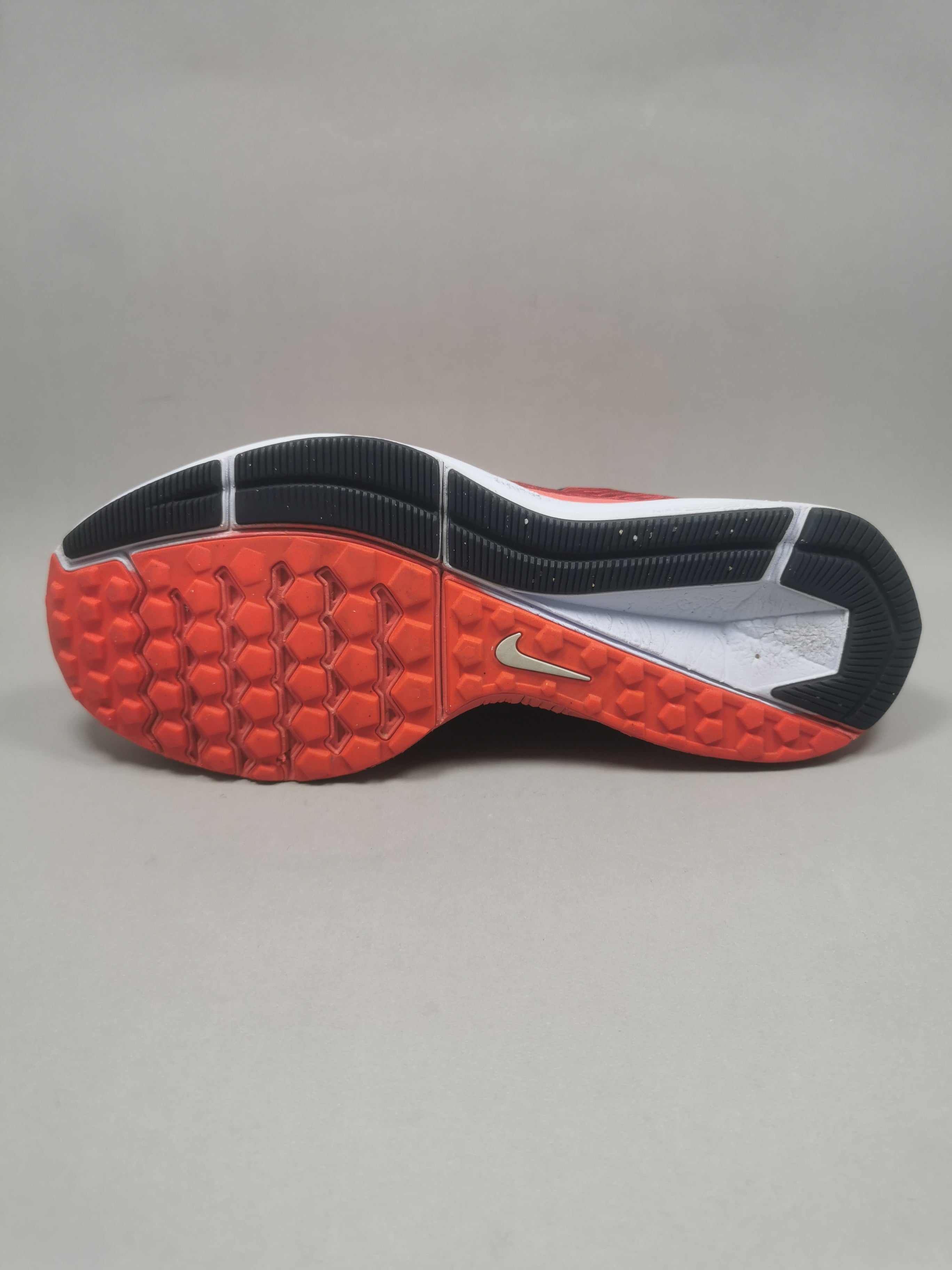 Nike Zoom Winflo 5 . Size : EUR  45 | Premium