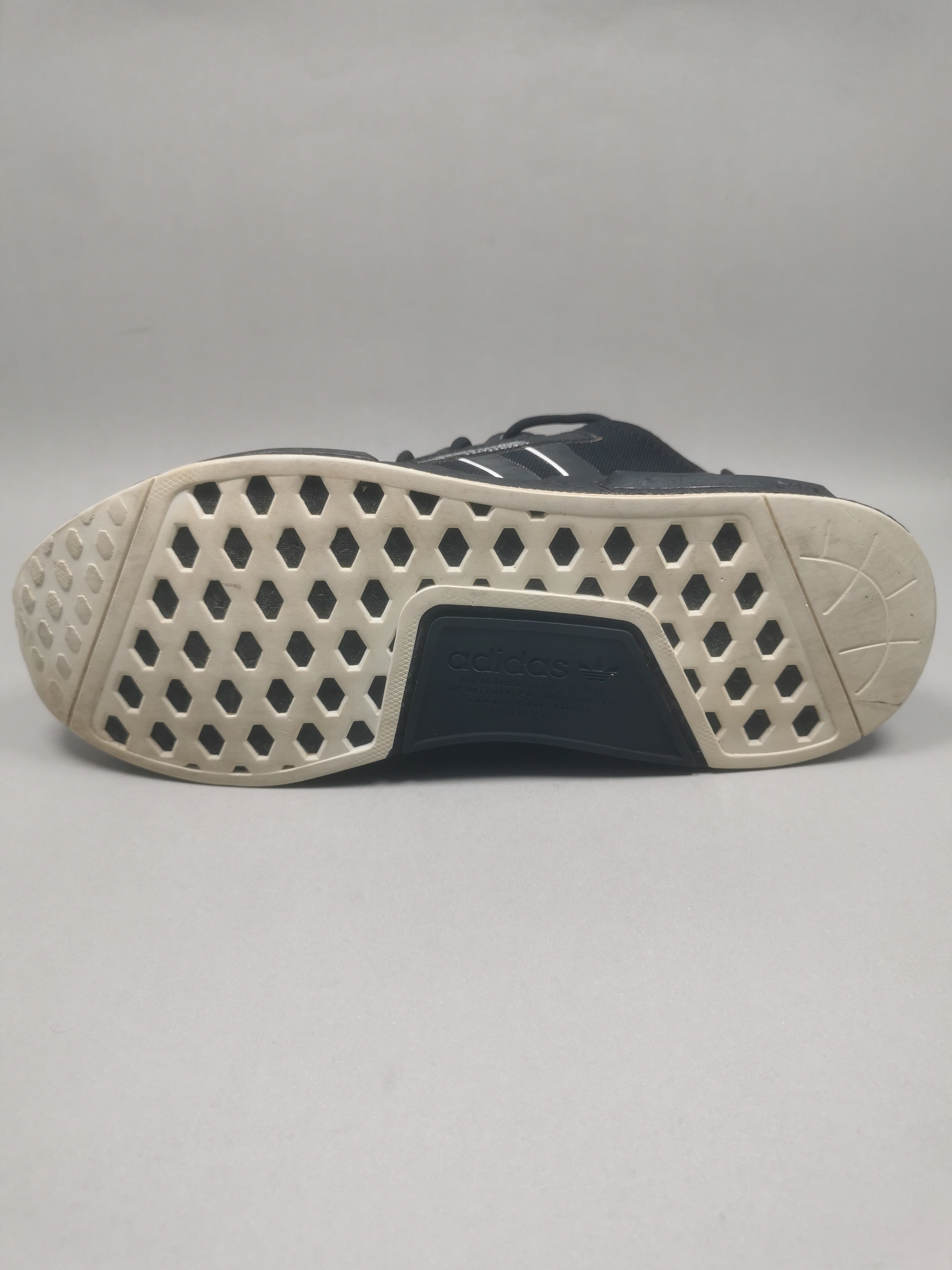 Adidas NMD R1 . Size : EUR  45 | Excellent