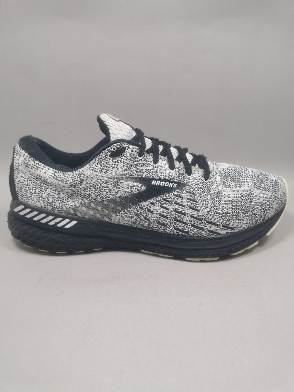 Brooks Adrenaline Gts 21 . Size : 46 | Cond : Excellent