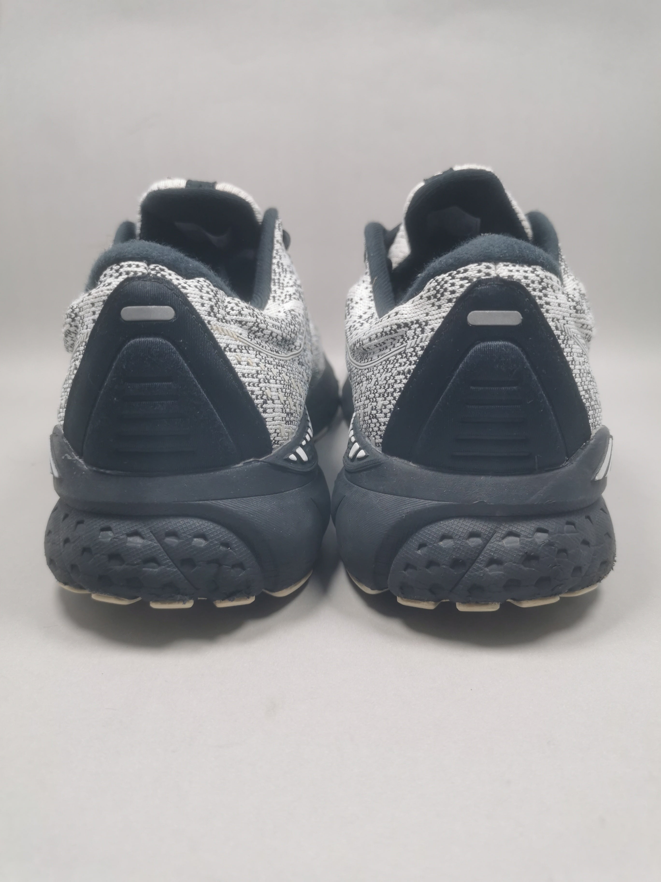 Brooks Adrenaline Gts 21 . Size : 46 | Cond : Excellent