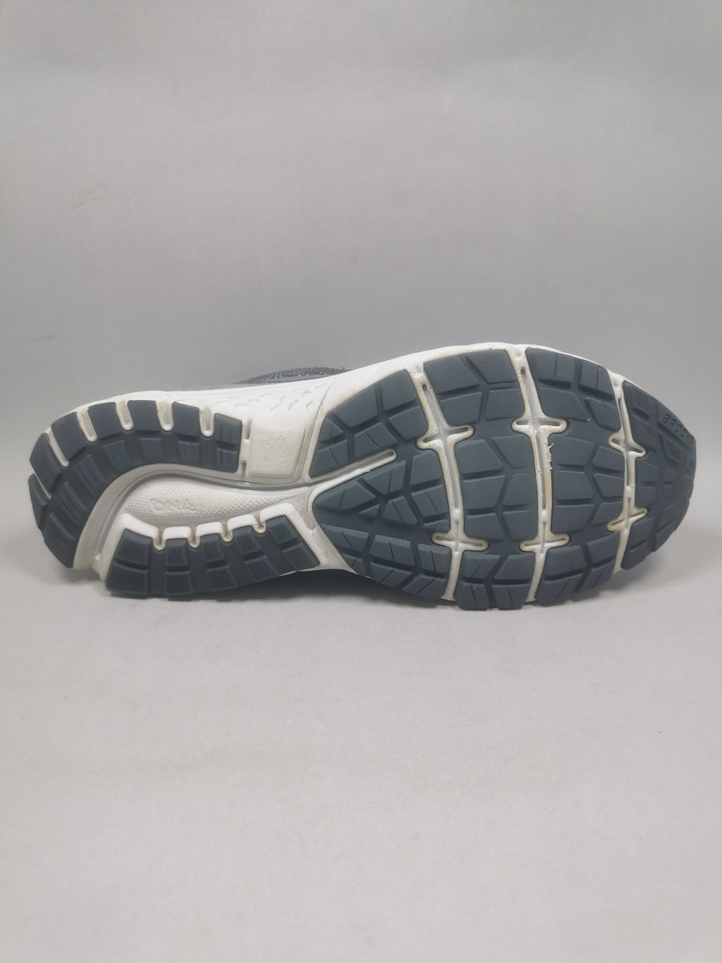 Brooks Ghost 11 . Size : EUR  45 | Excellent