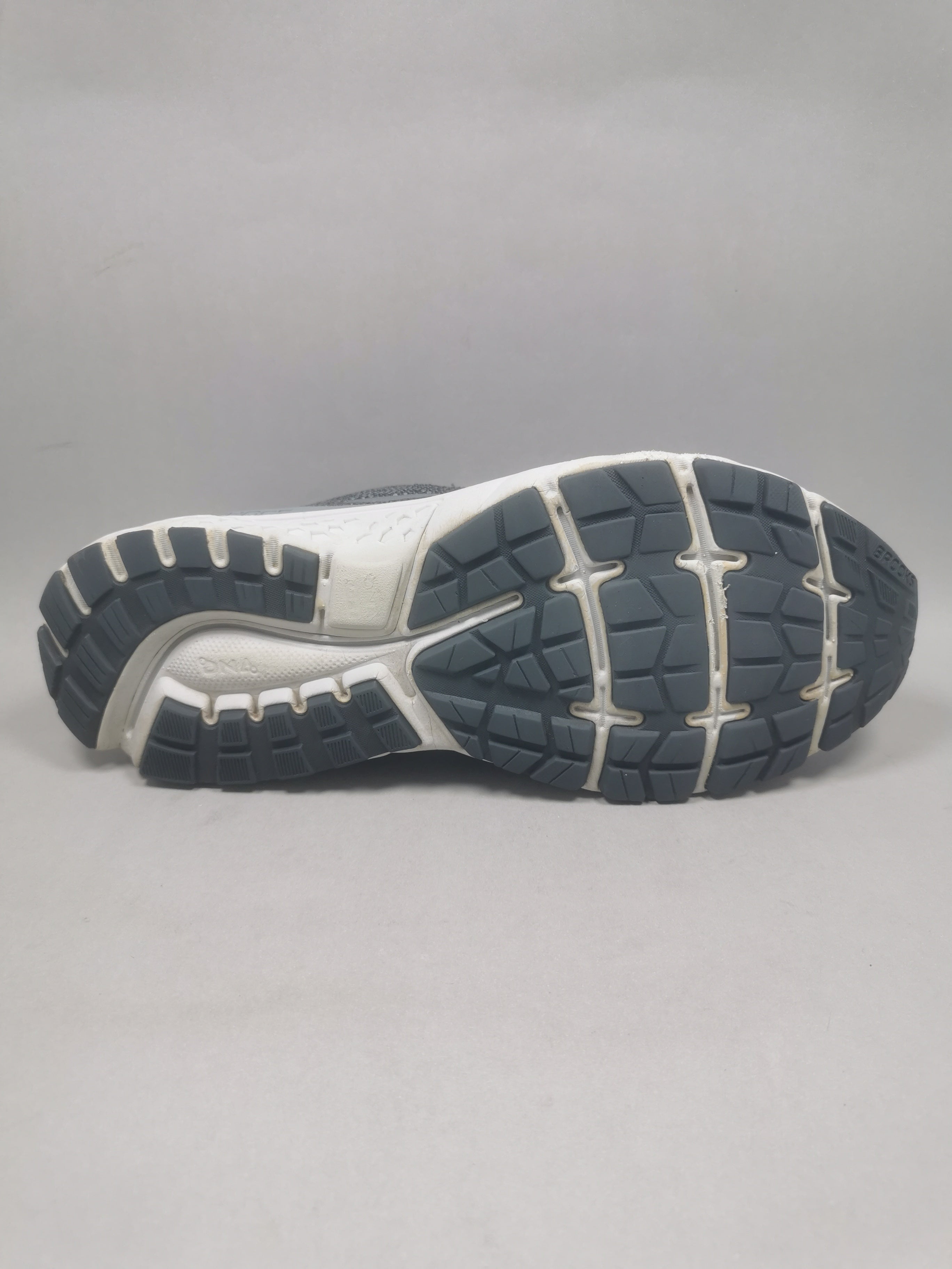 Brooks Ghost 11 . Size : EUR  45 | Excellent