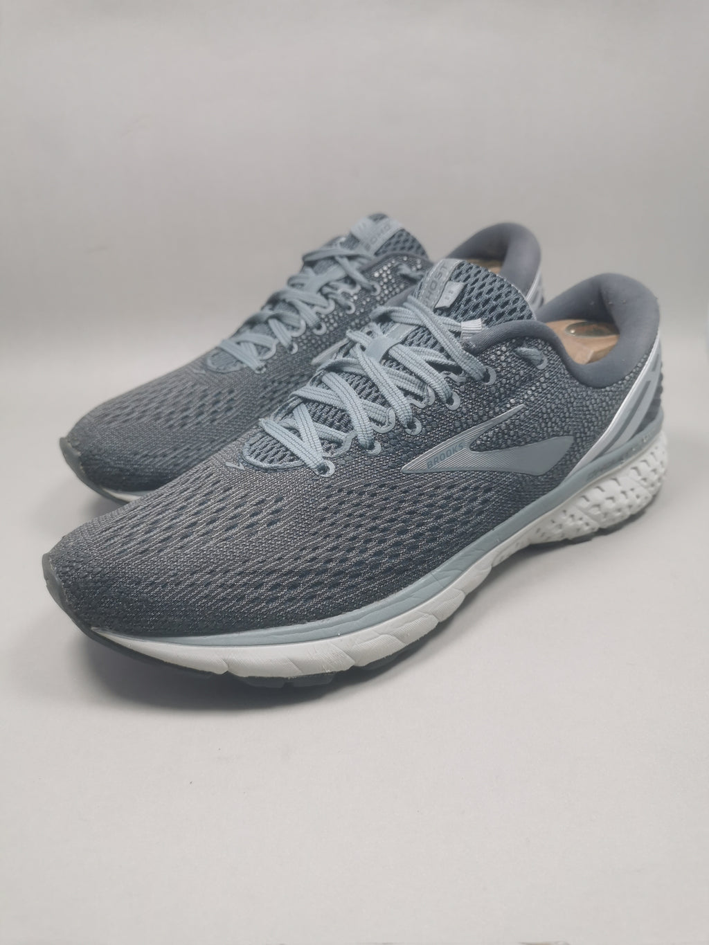 Brooks Ghost 11 . Size : EUR  45 | Excellent