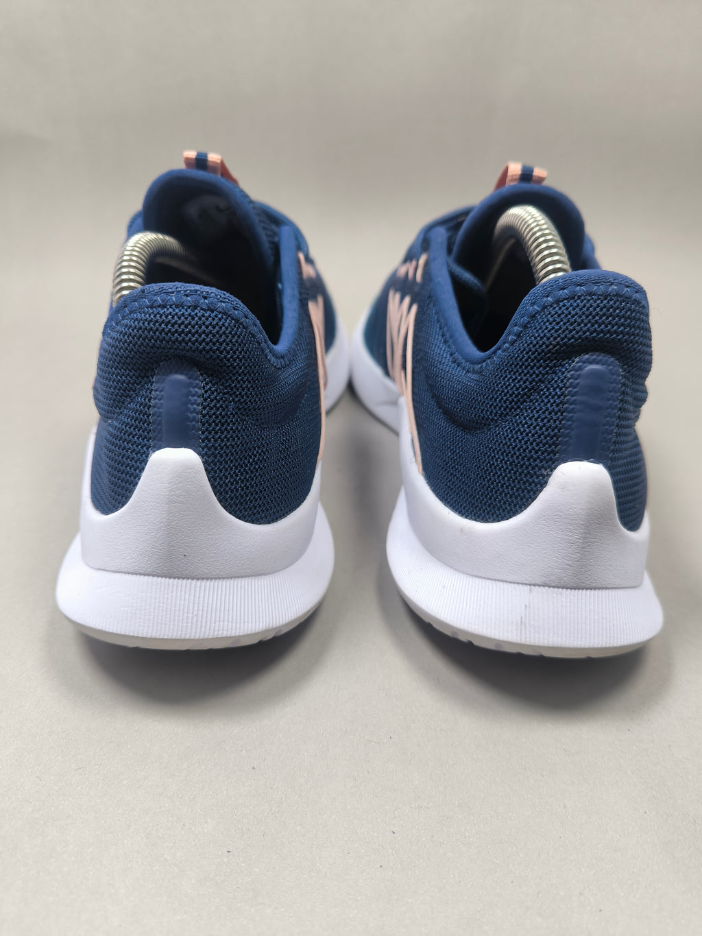 Nike Viale Tech Racer . Size : EUR  40 | Premium