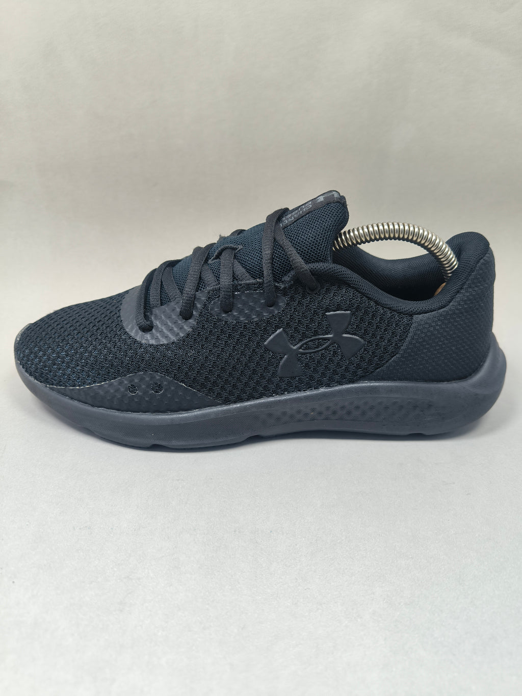 Under Armour Charged . Size : EUR  40 | Premium+