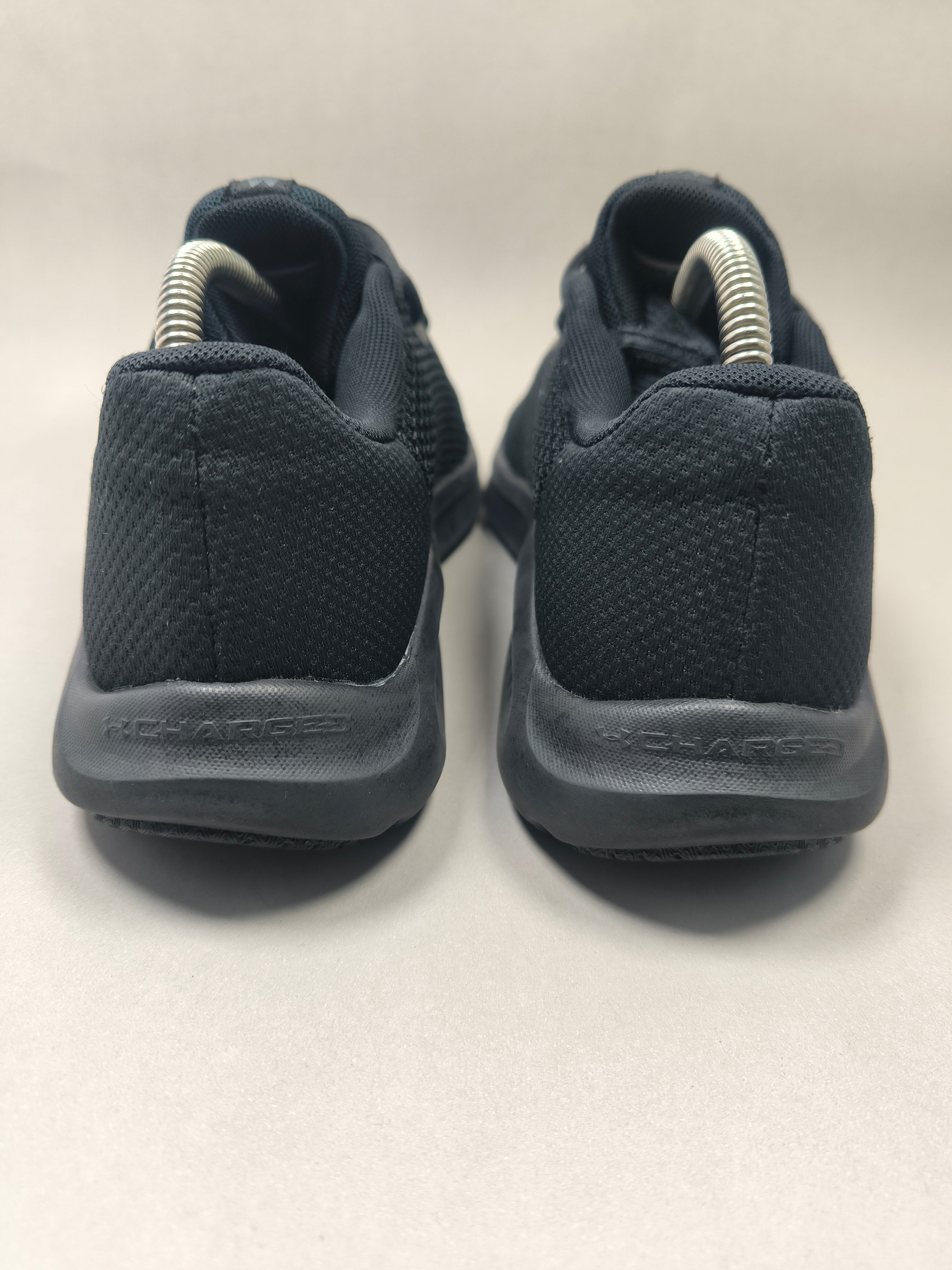 Under Armour Charged . Size : EUR  40 | Premium+