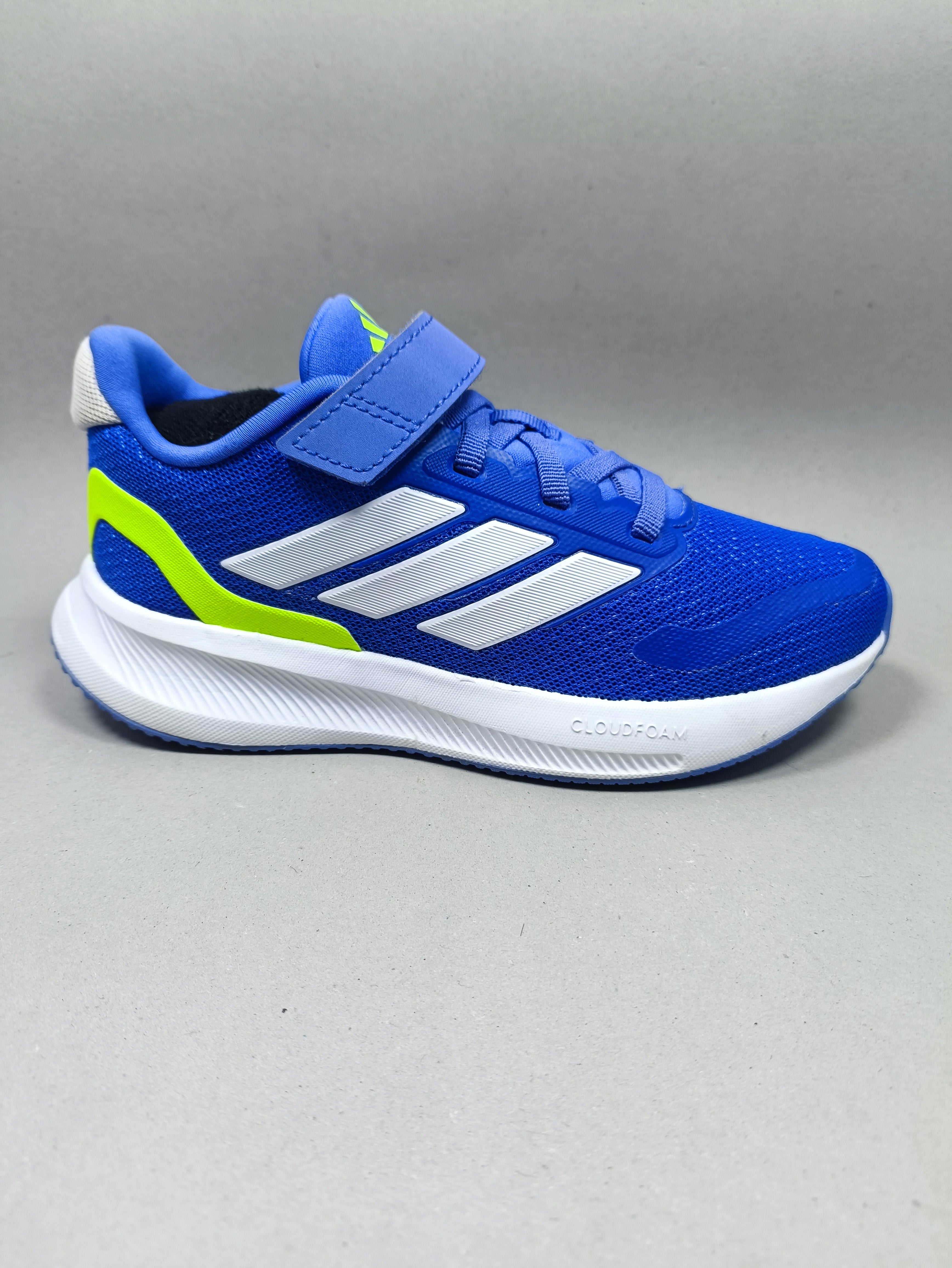 Adidas Run Falcon . Size : EUR  31/31.5 | Premium+