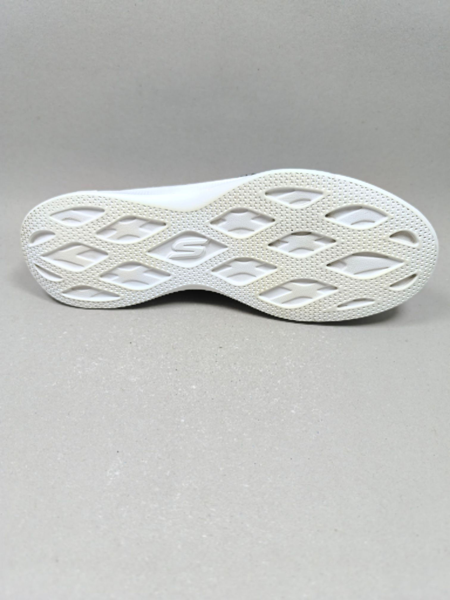 Skechers Go Step . Size : EUR  37 | Premium