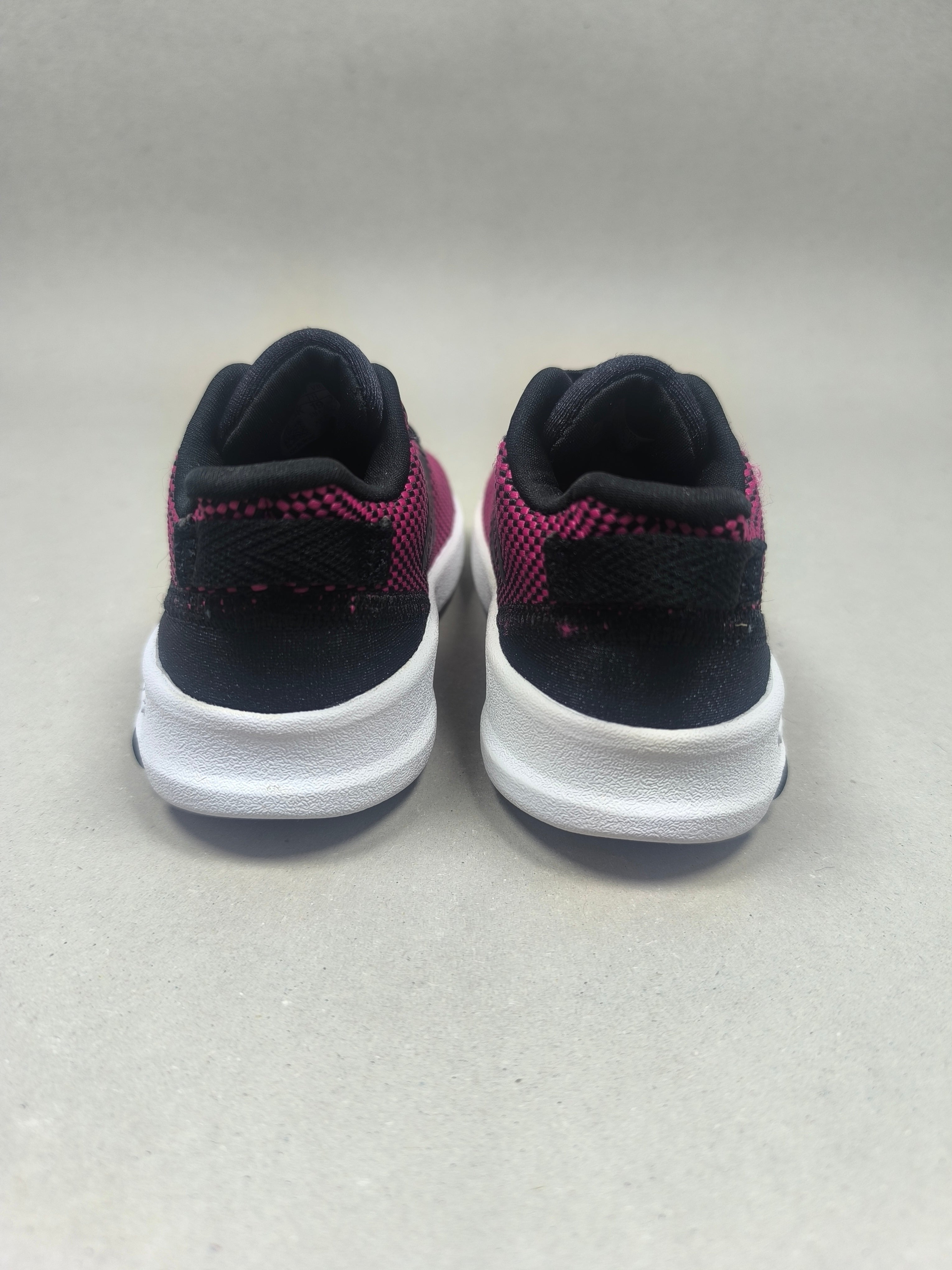 Adidas Racer . Size : EUR  19 | Premium