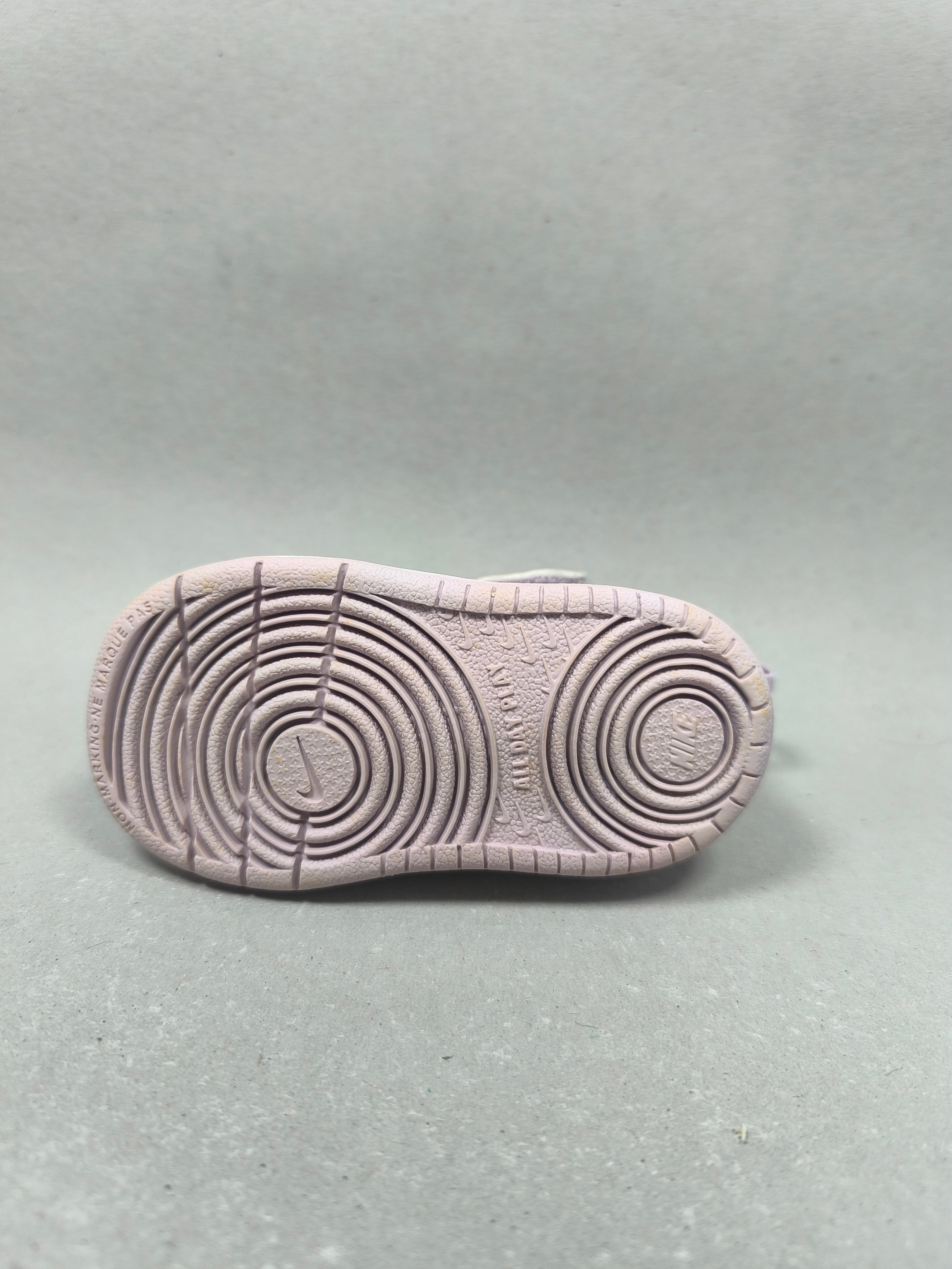 Nike Court Borough . Size : EUR  19 | Excellent+