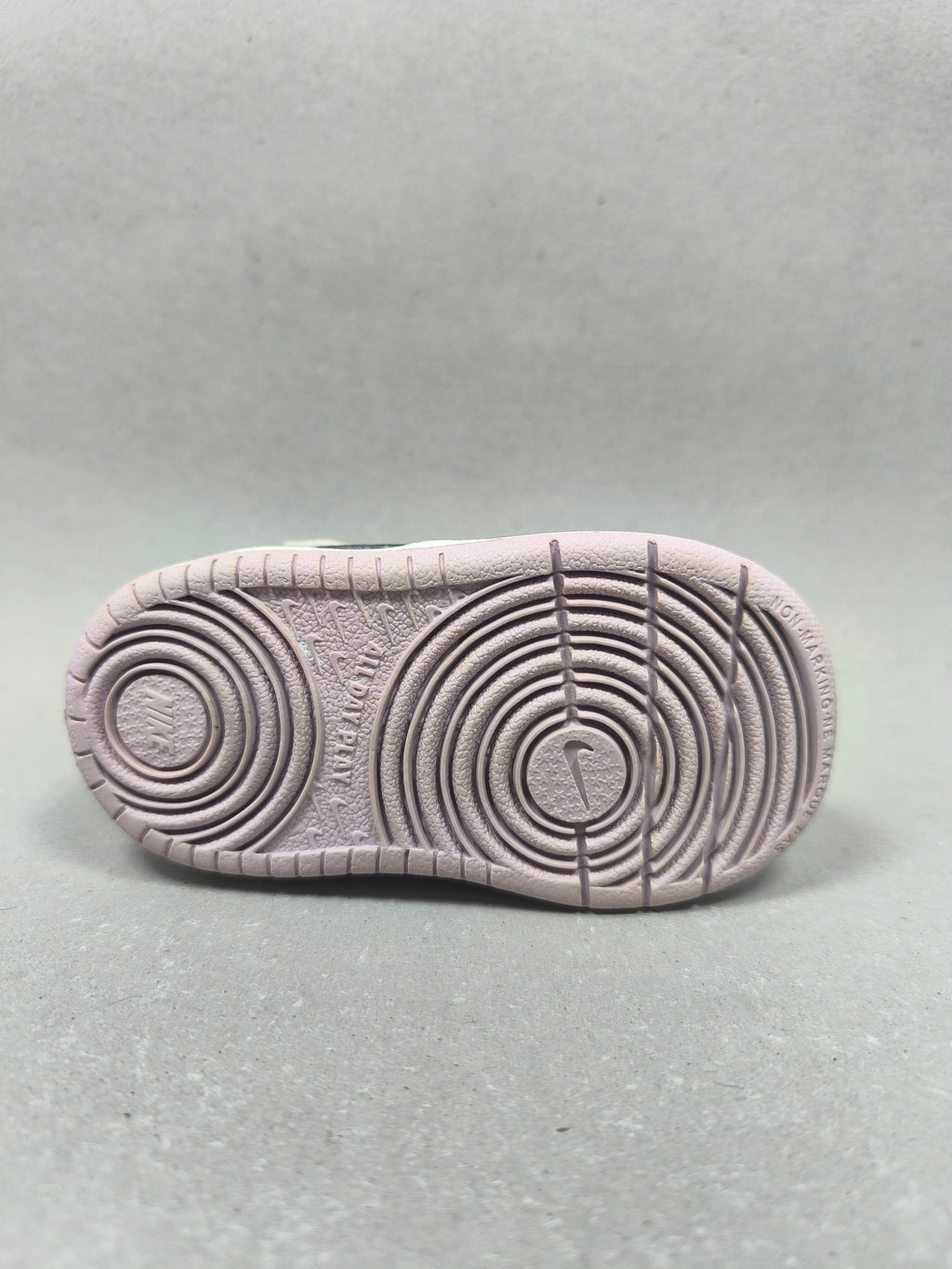 Nike Court Borough . Size : EUR  19 | Excellent+