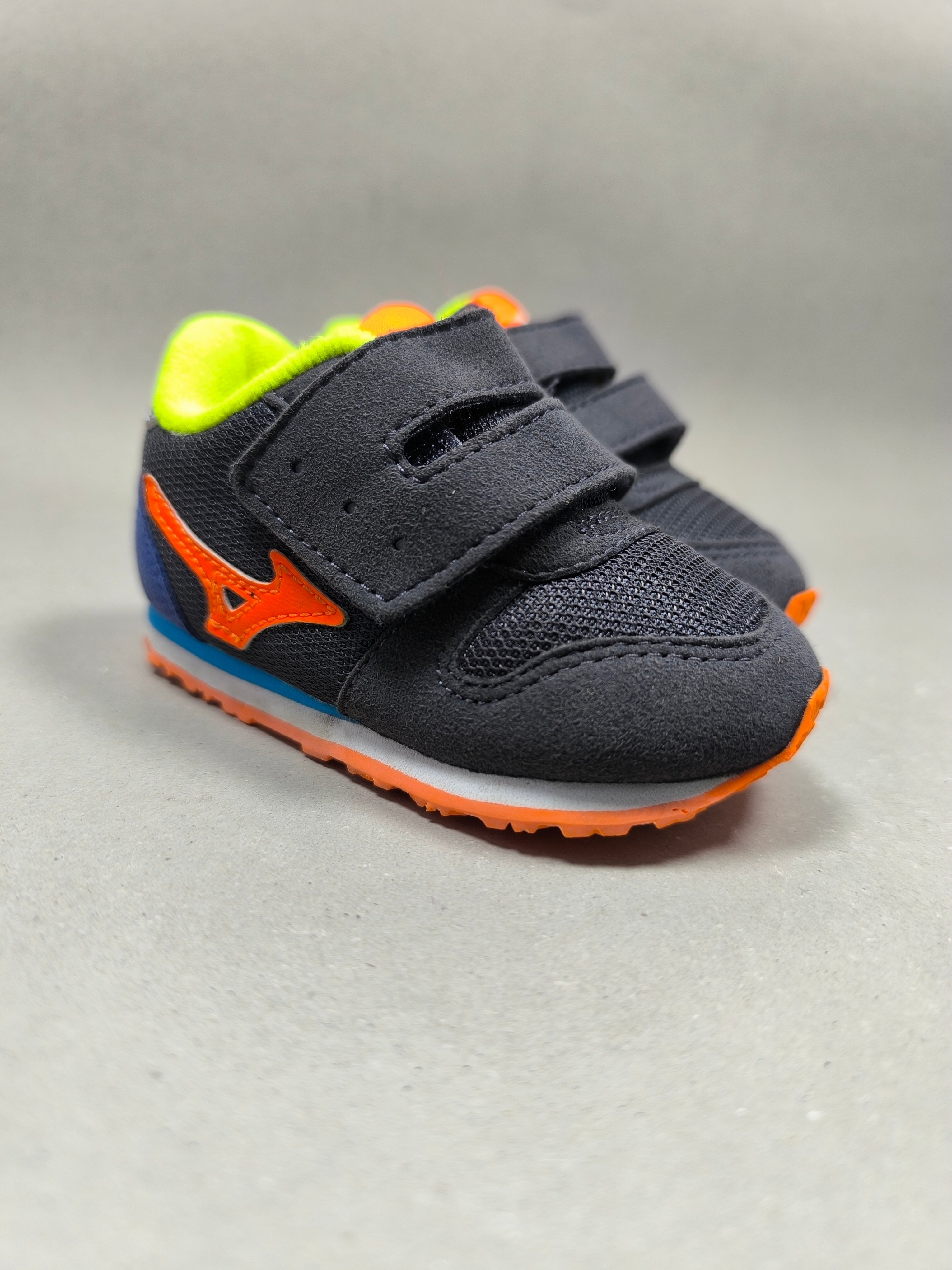 Mizuno Tiny Runner . Size : EUR  19 | Premium