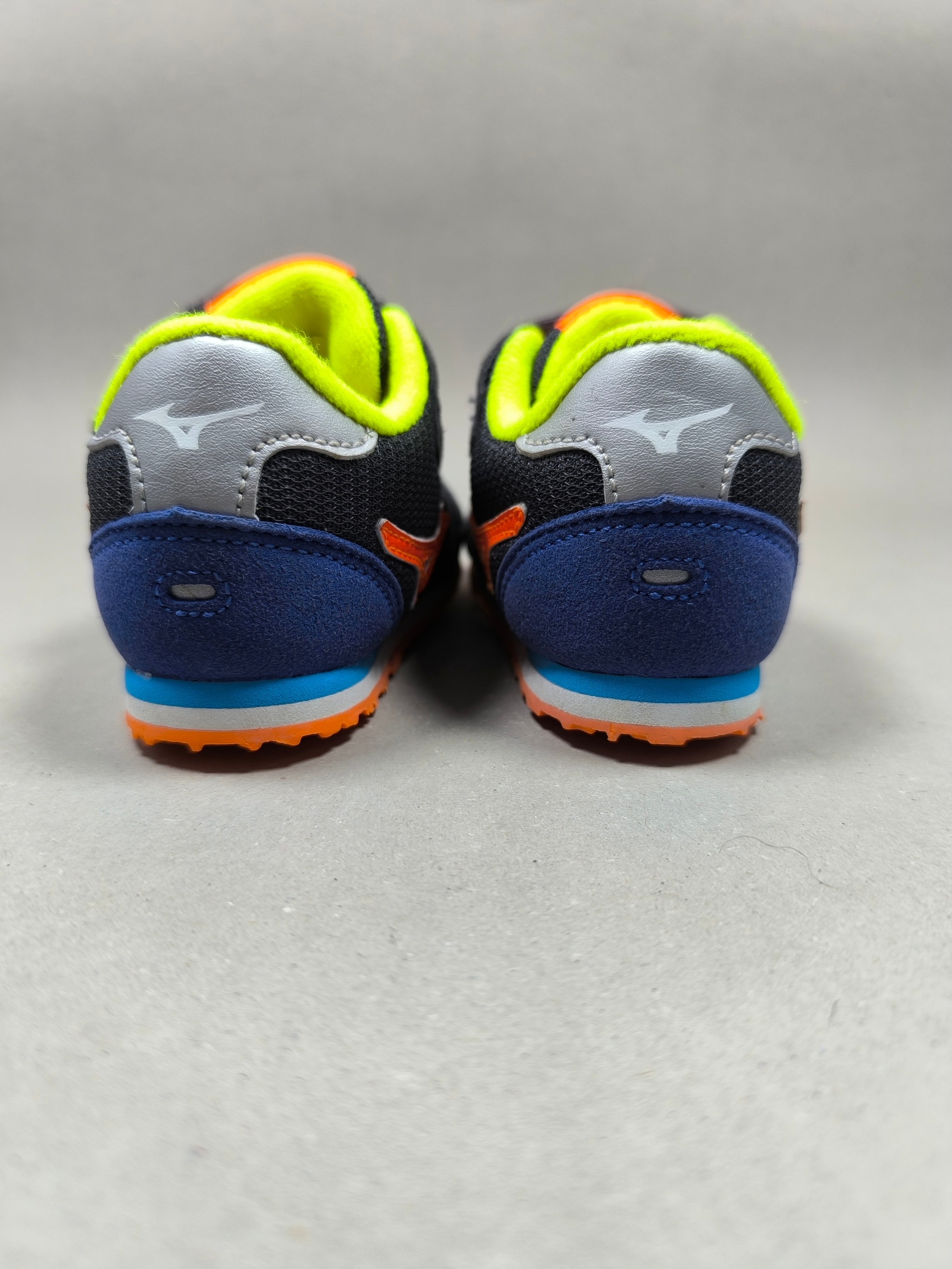 Mizuno Tiny Runner . Size : EUR  19 | Premium