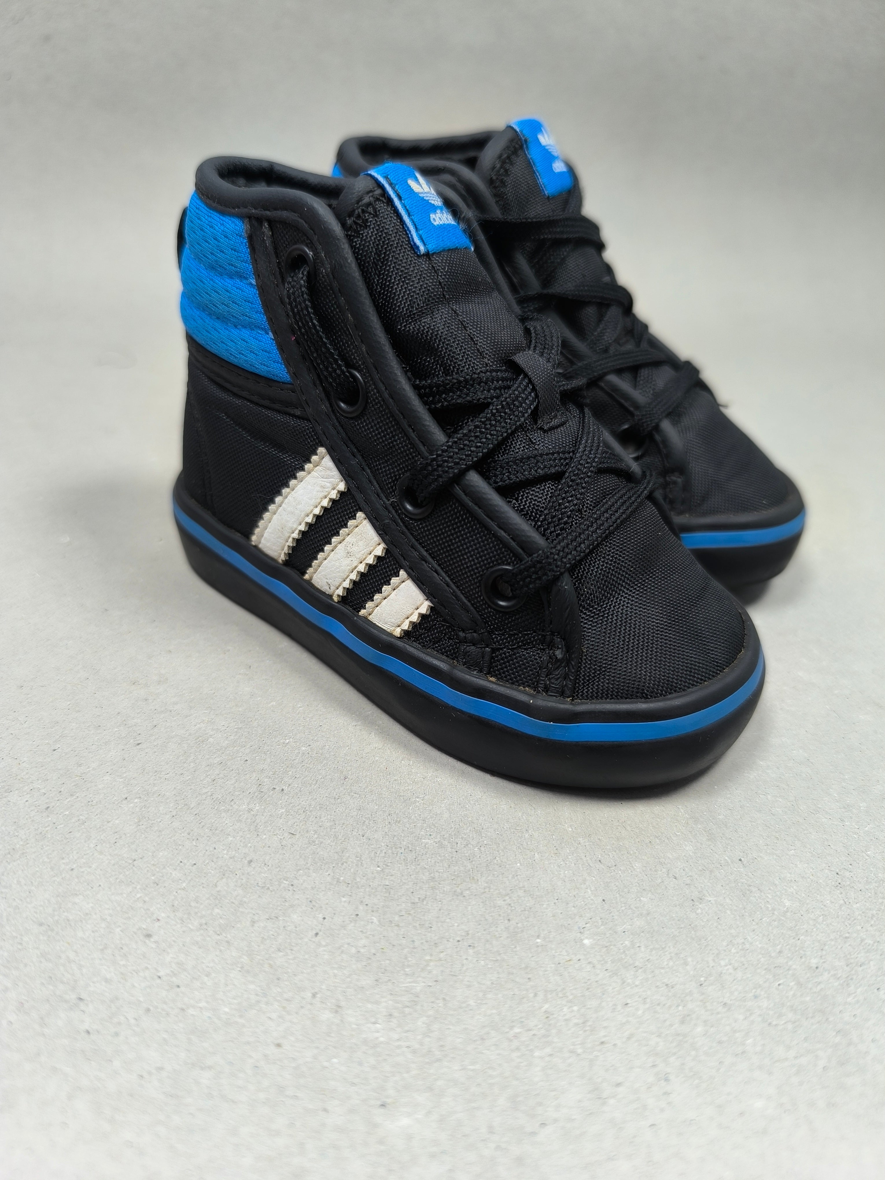 Adidas Nizza . Size : EUR  19 | Excellent+