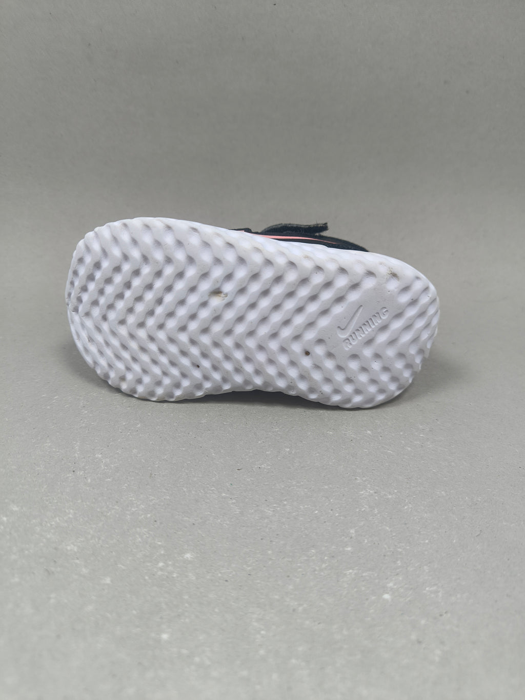 Nike Revolution. Size: EUR  19 |Excellent+