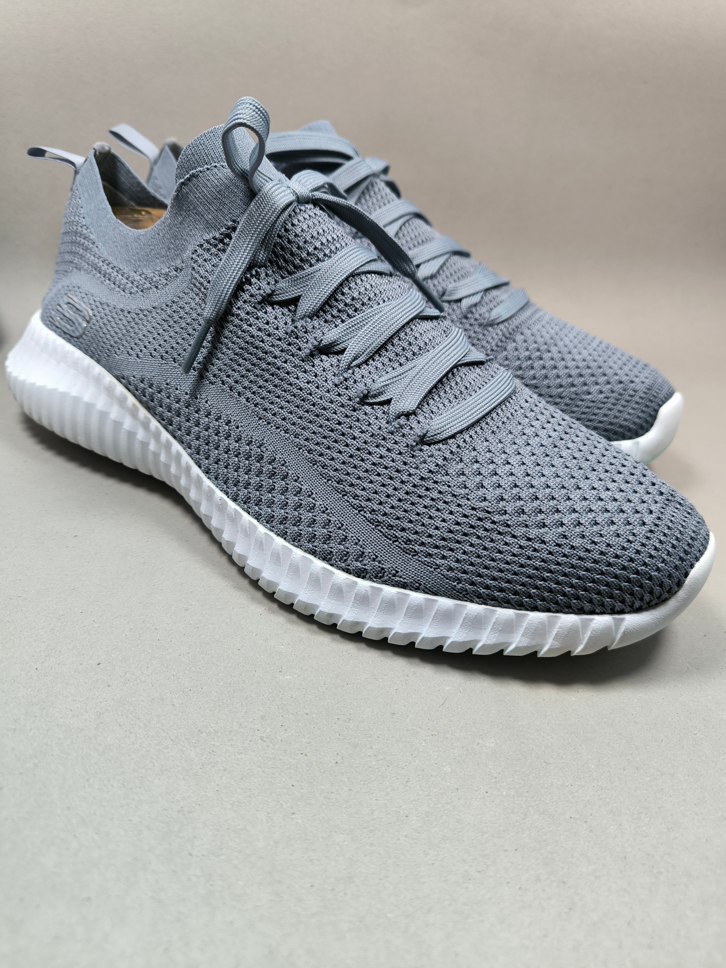 Skechers Elite Flex . Size : EUR  45 | Excellent++