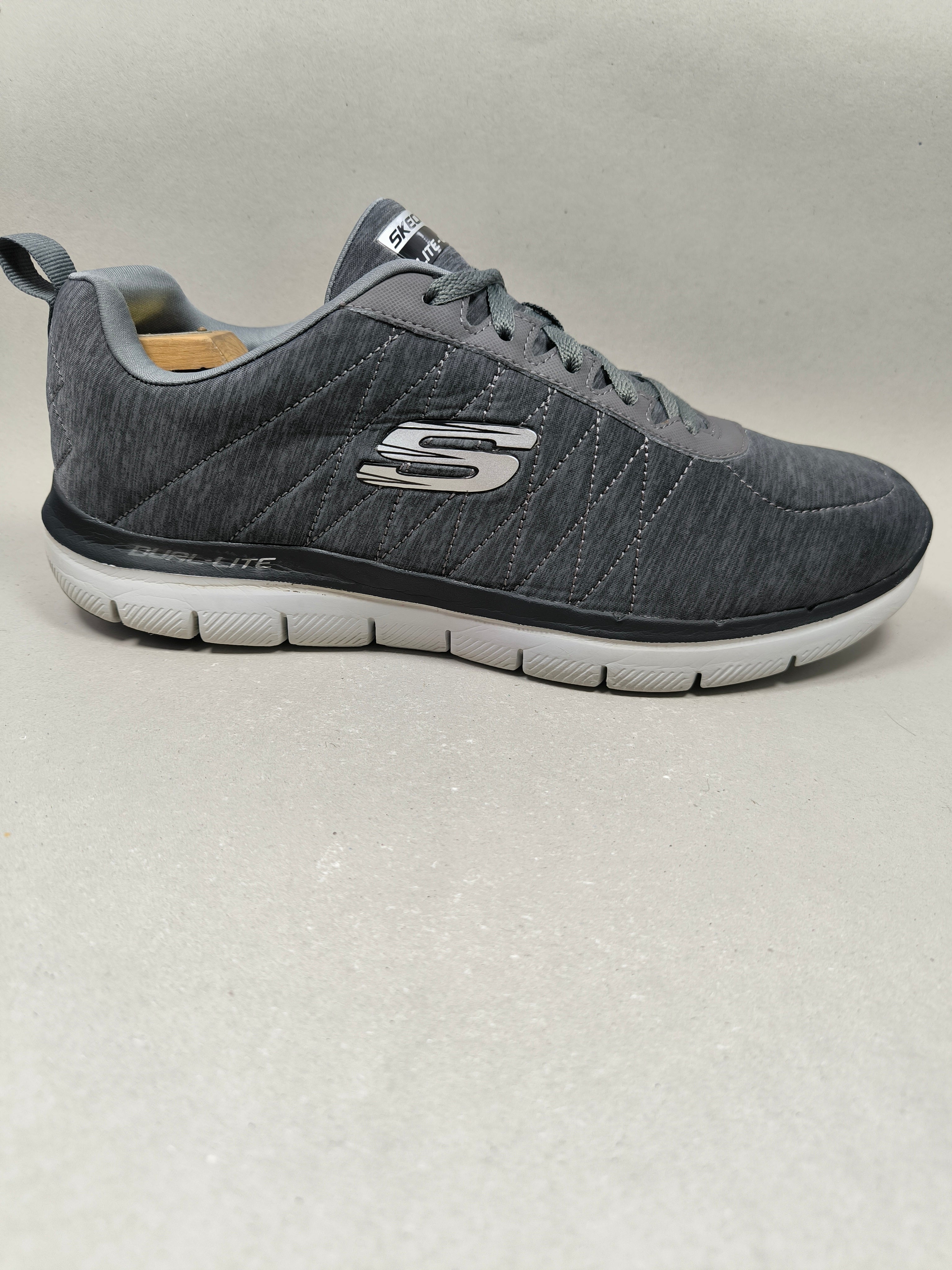 Skechers Flex Advantage  . Size : EUR  45 | Excellent++