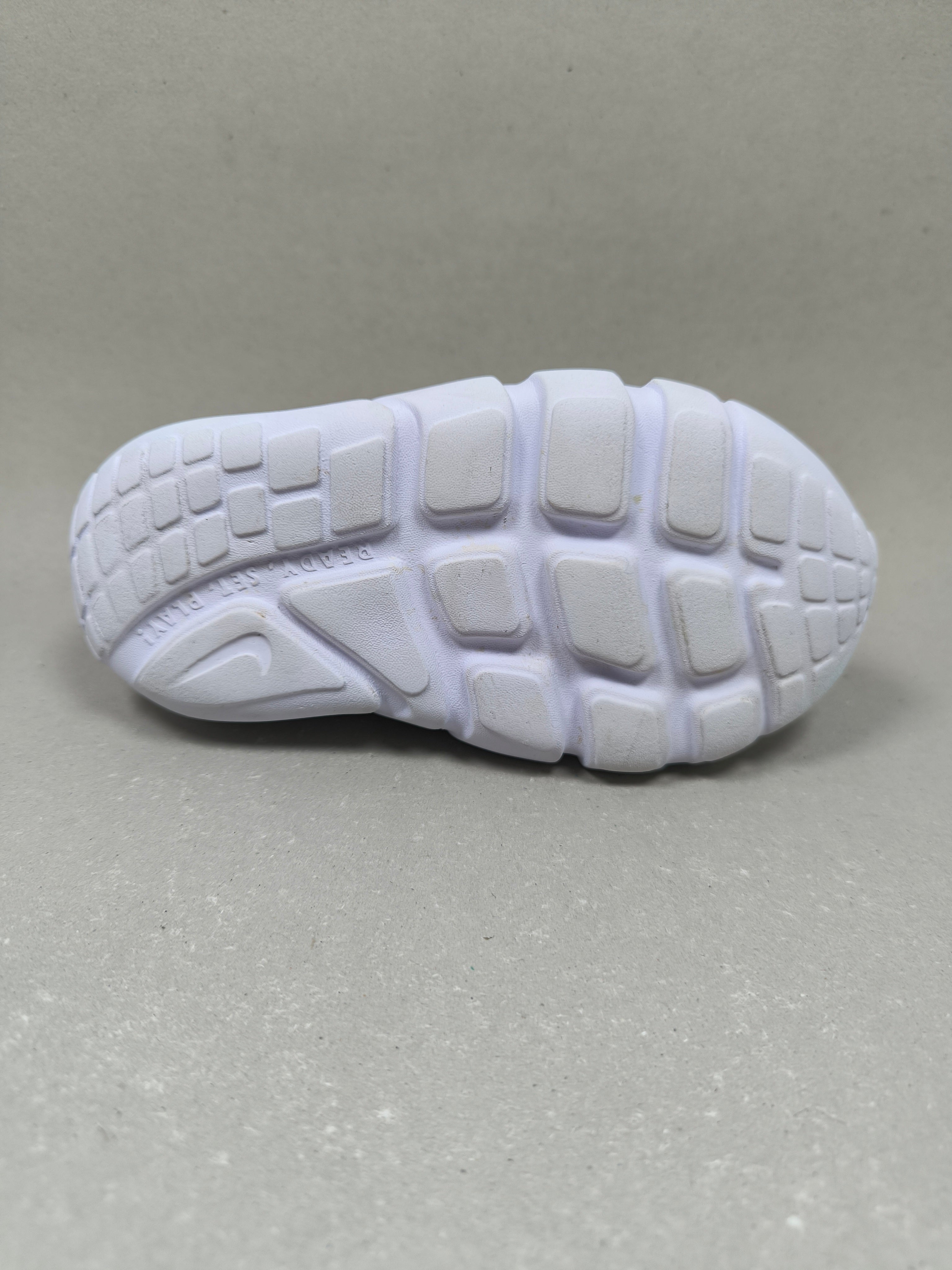 Nike Star Runner . Size : EUR  25 | Excellent+