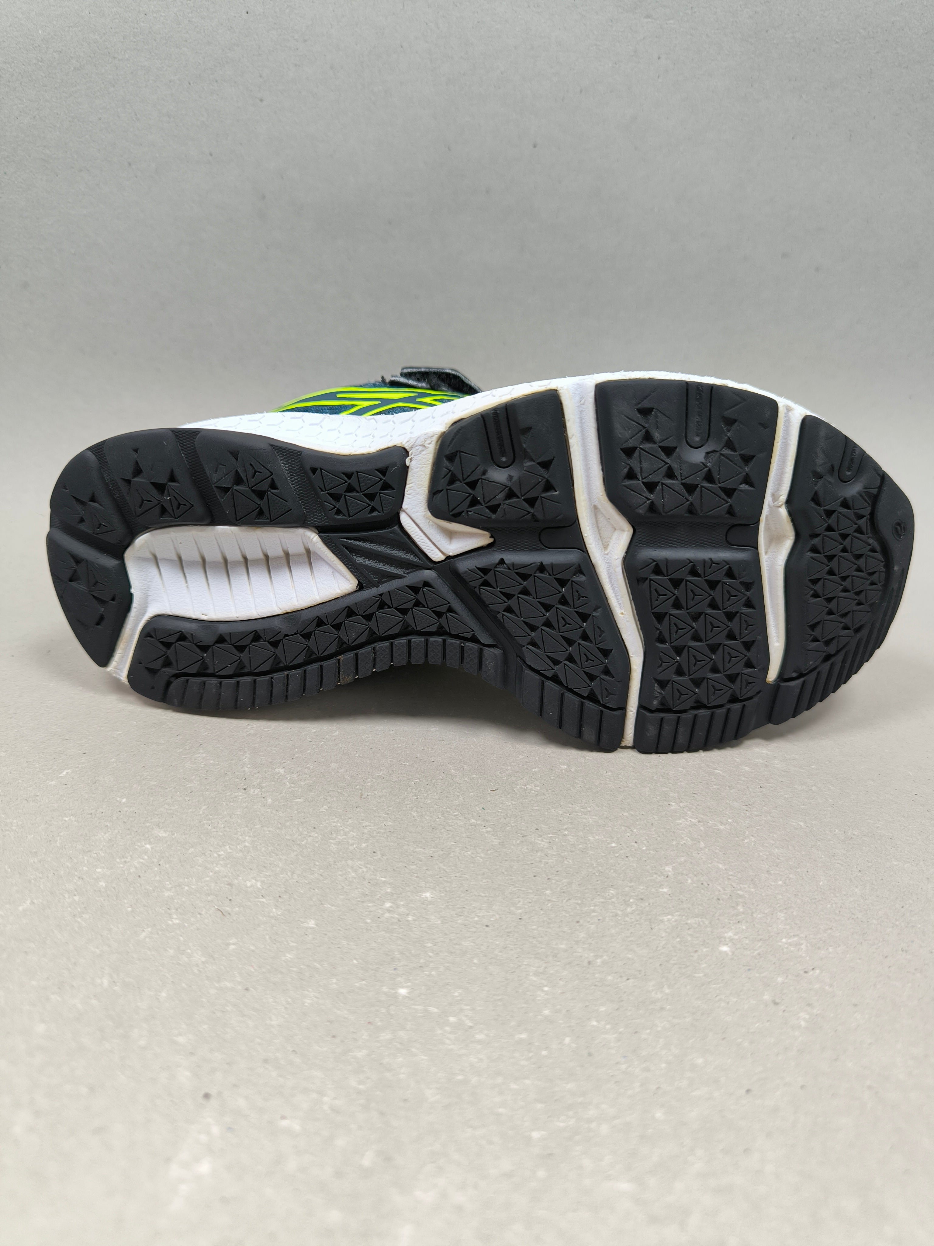 Asics GT 1000. Size : EUR  30 | Excellent+