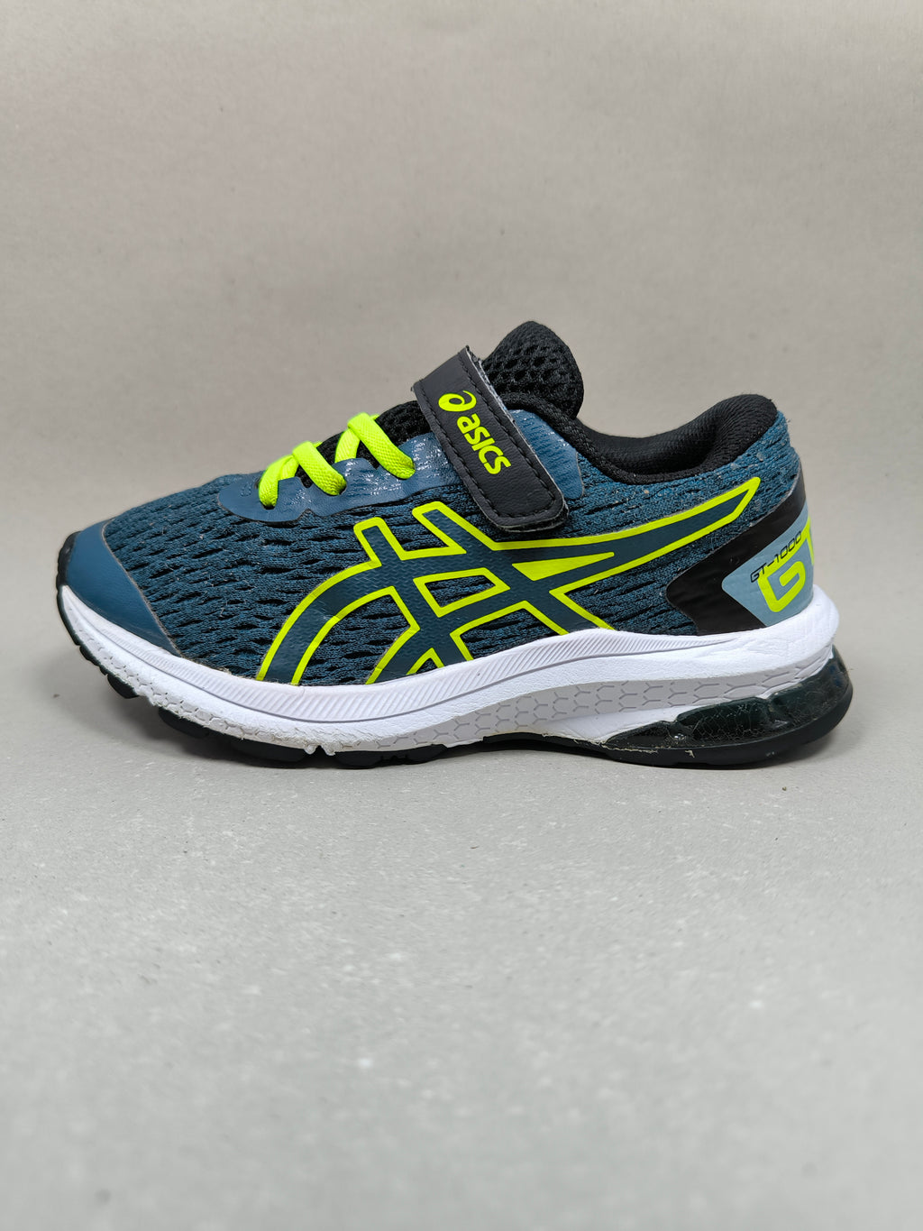 Asics GT 1000. Size : EUR  30 | Excellent+