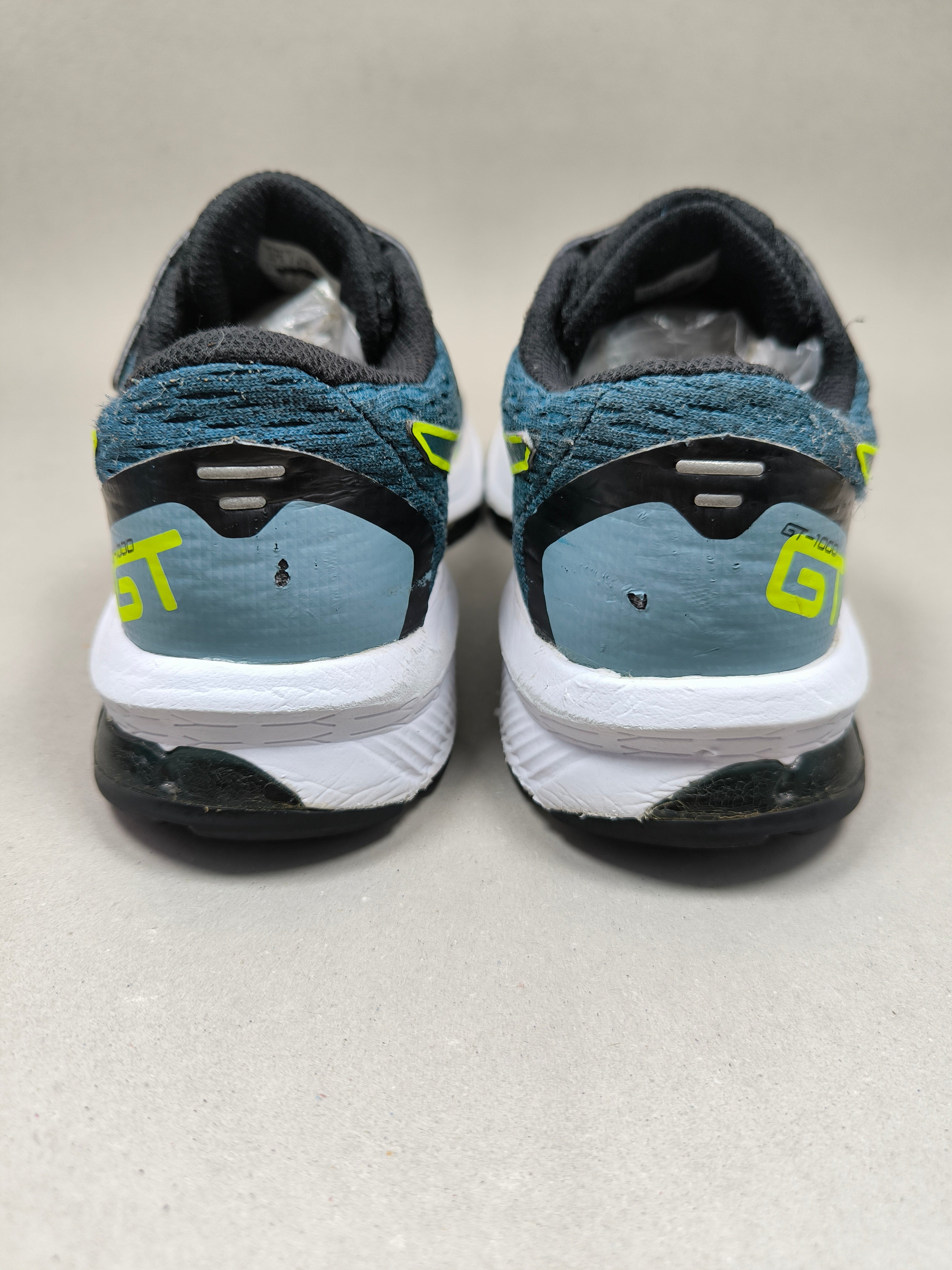 Asics GT 1000. Size : EUR  30 | Excellent+