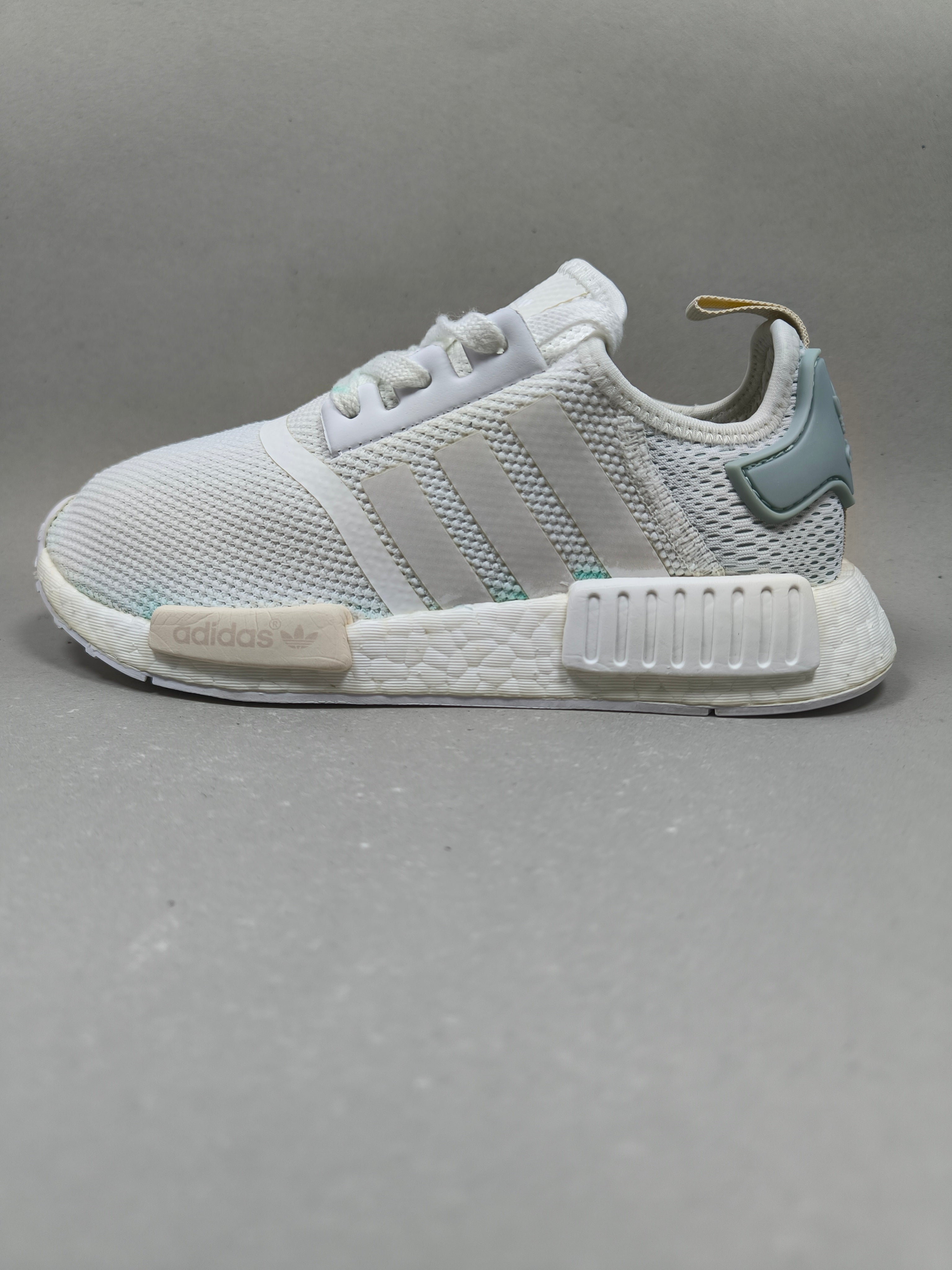 Adidas NMD R1 . Size : EUR  36 | Premium