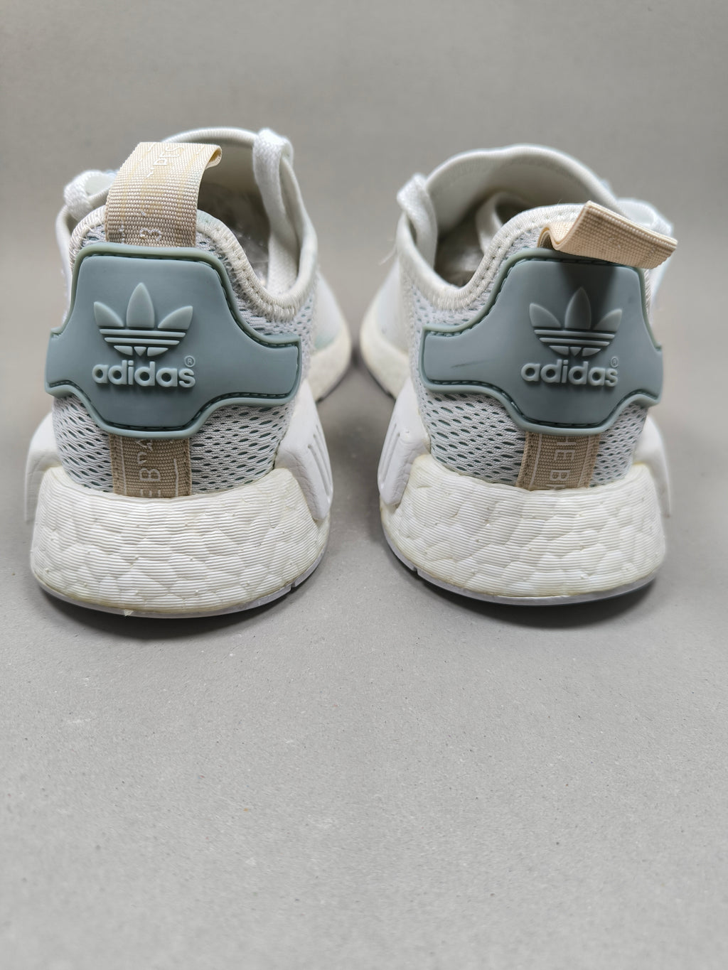 Adidas NMD R1 . Size : EUR  36 | Premium