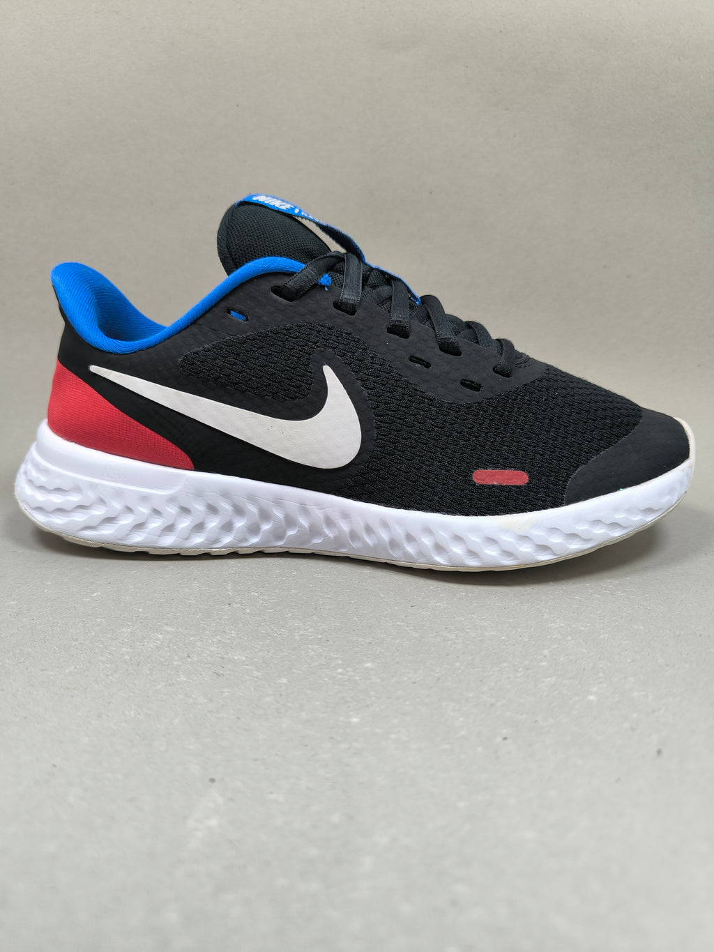 Nike Revolution . Size : EUR  36 | Premium