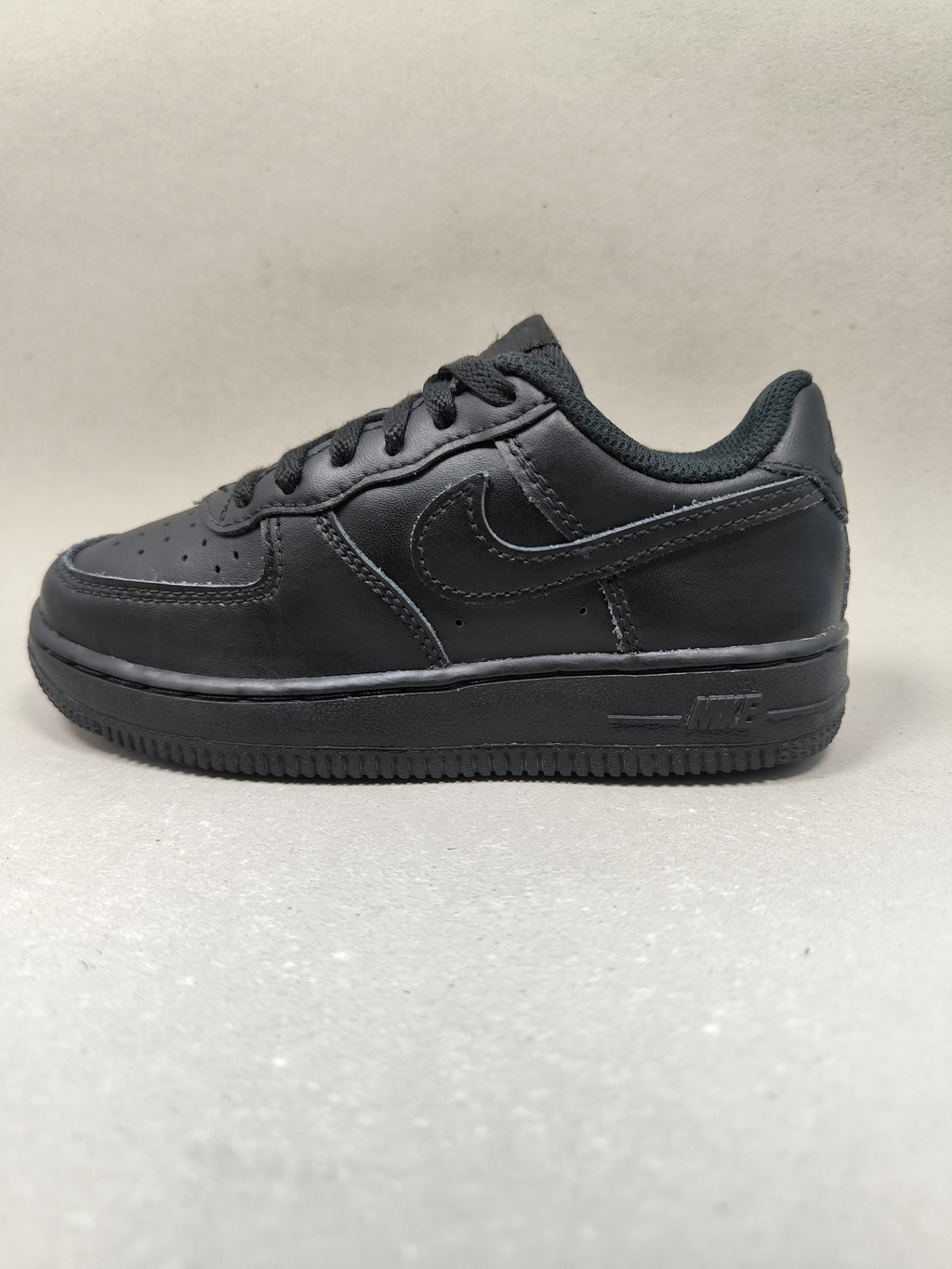 Nike Air Force . Size : EUR  28 | Excellent+