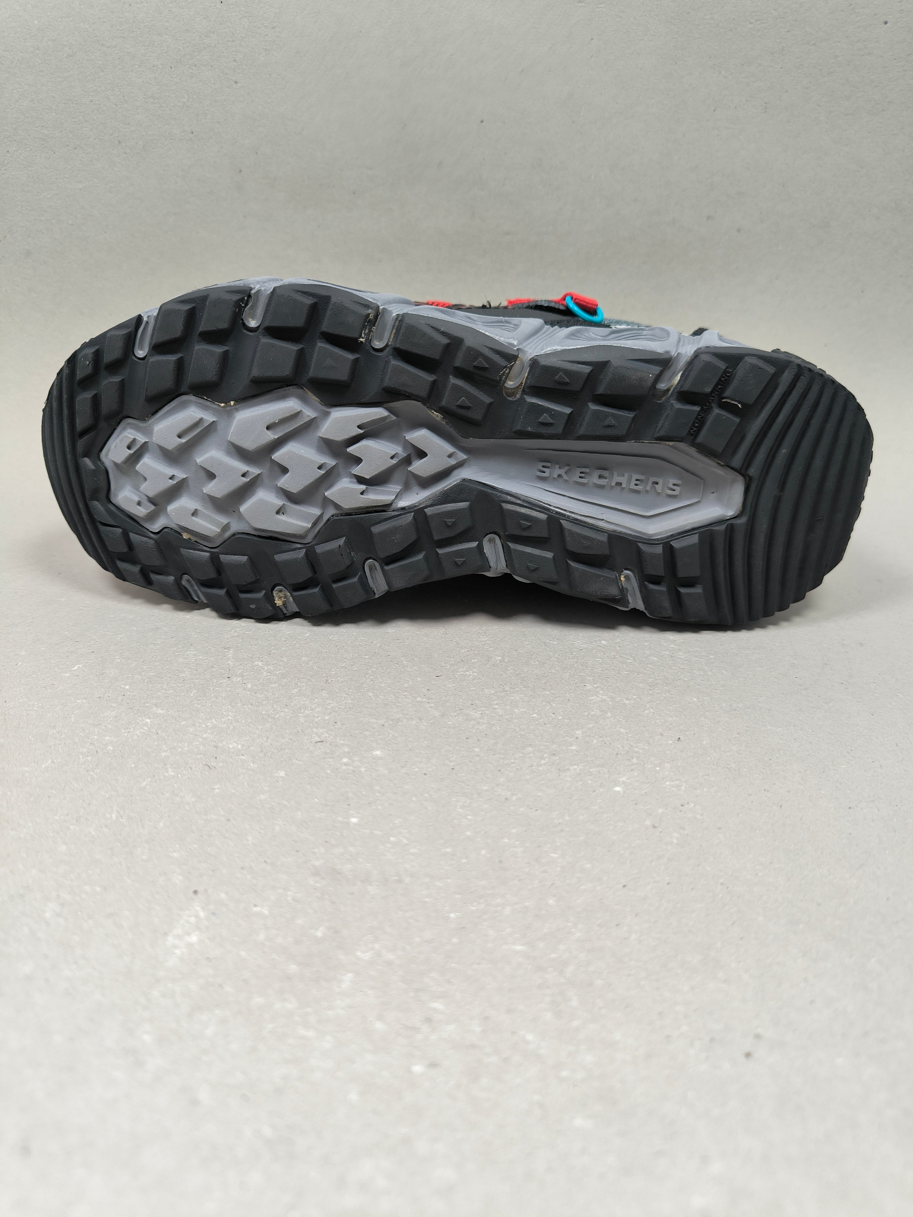 Skechers VelociTrek . Size : EUR  34 | Premium