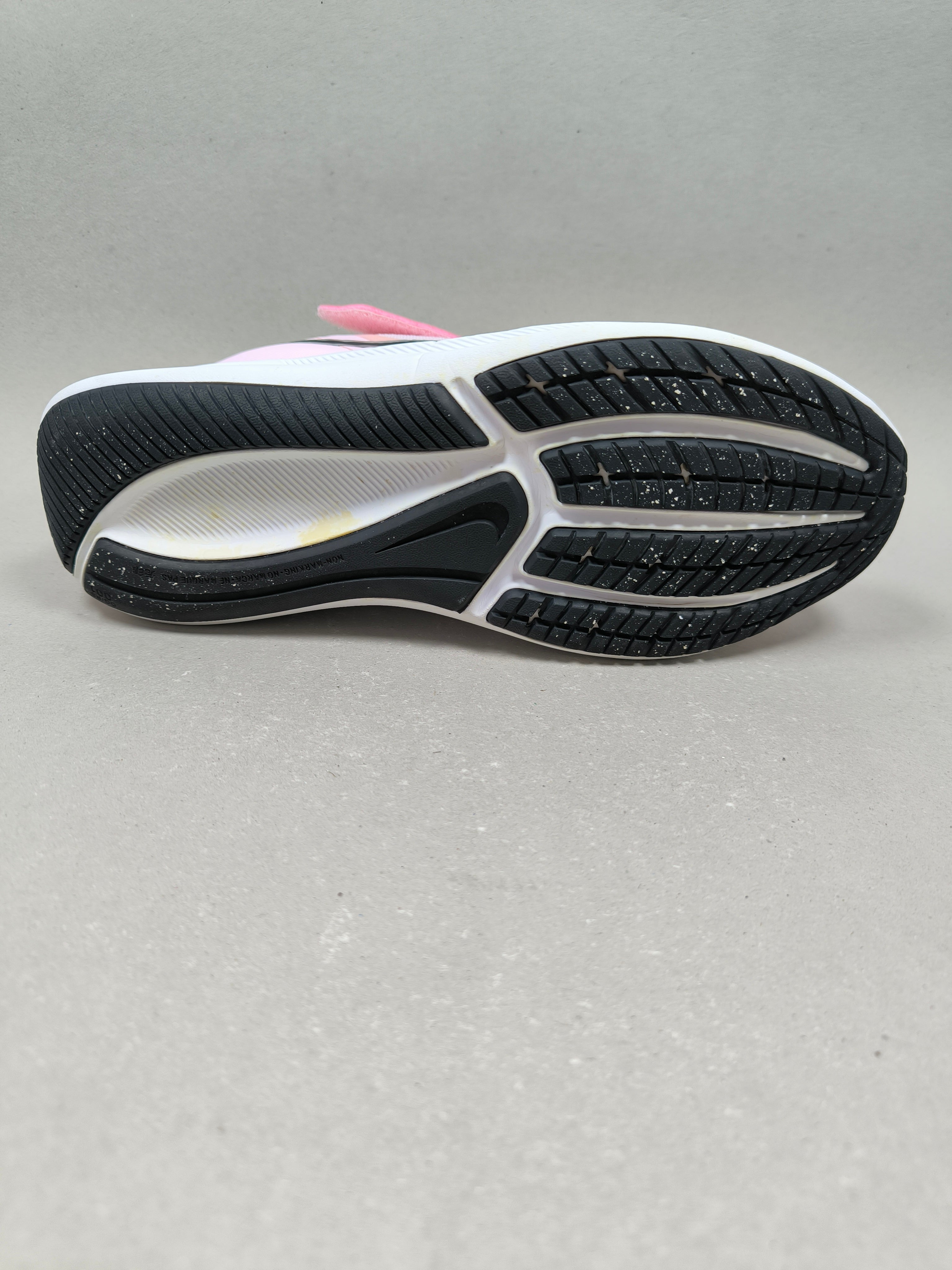 Nike Star Runner 3 . Size : EUR  35 | Premium