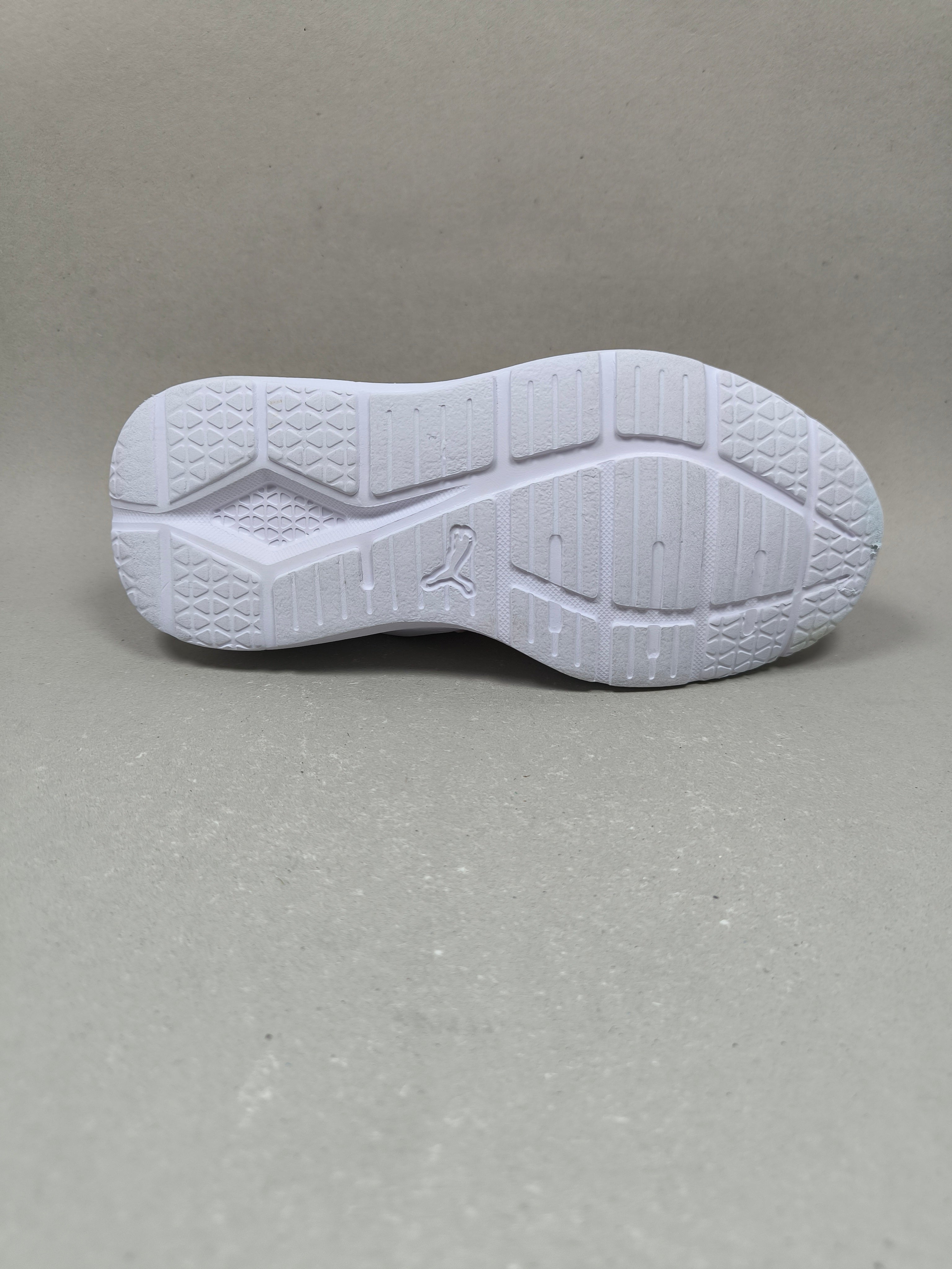 Puma Wired Run . Size : EUR  32 | Premium