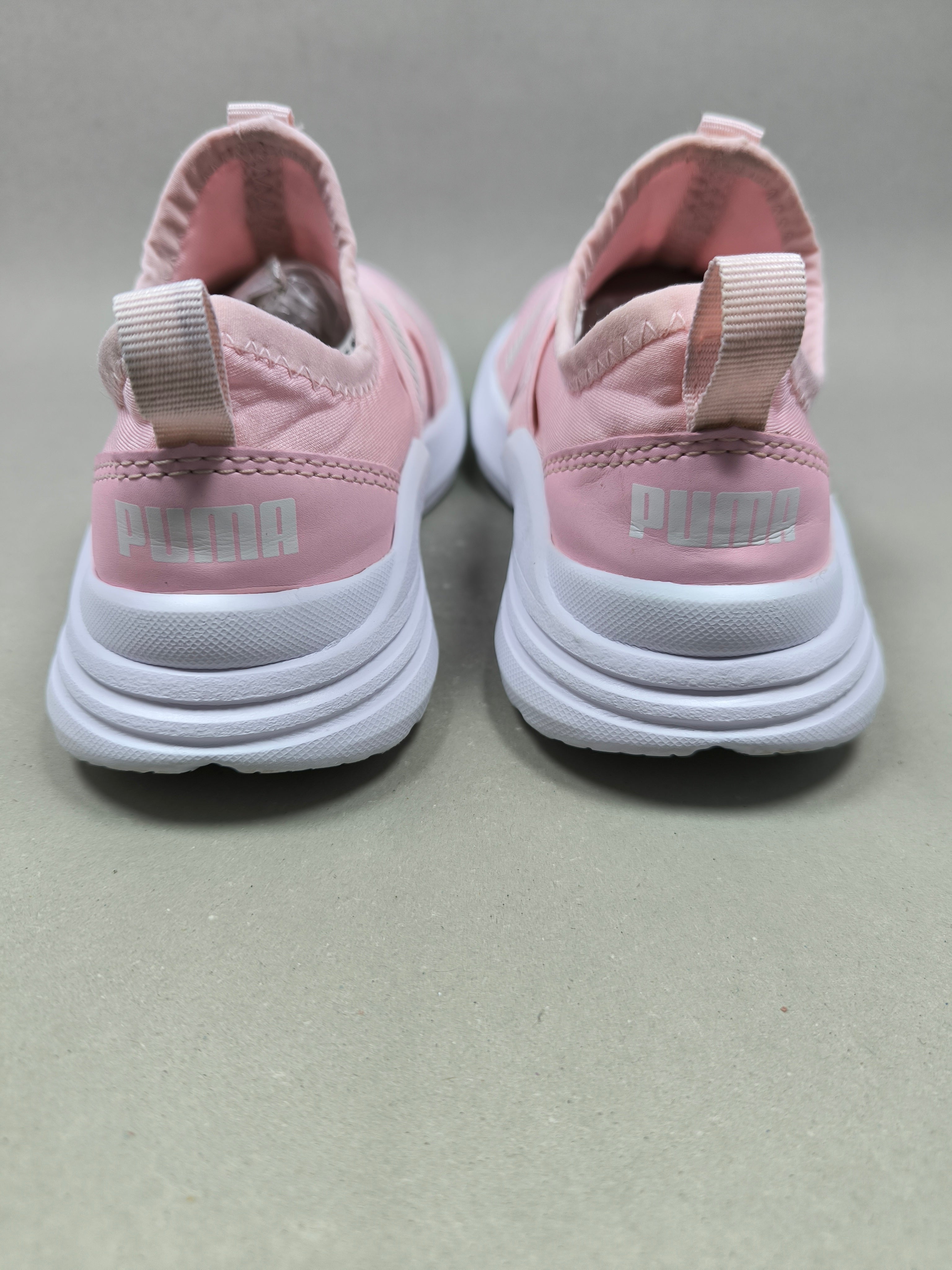 Puma Wired Run . Size : EUR  32 | Premium