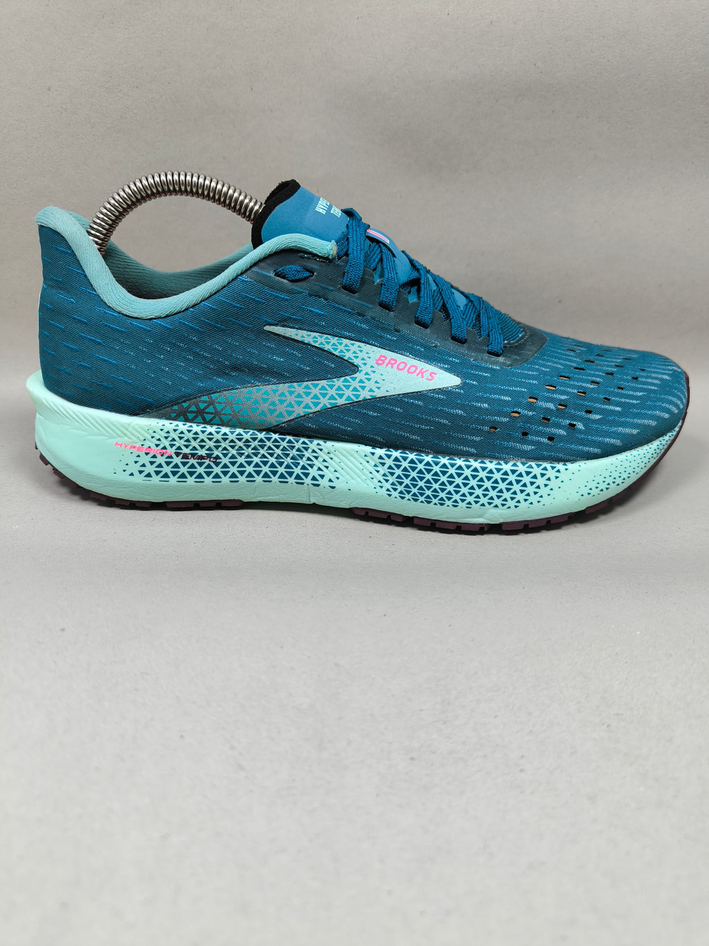 Brooks Hyperion Tempo . Size : EUR  40 | Premium