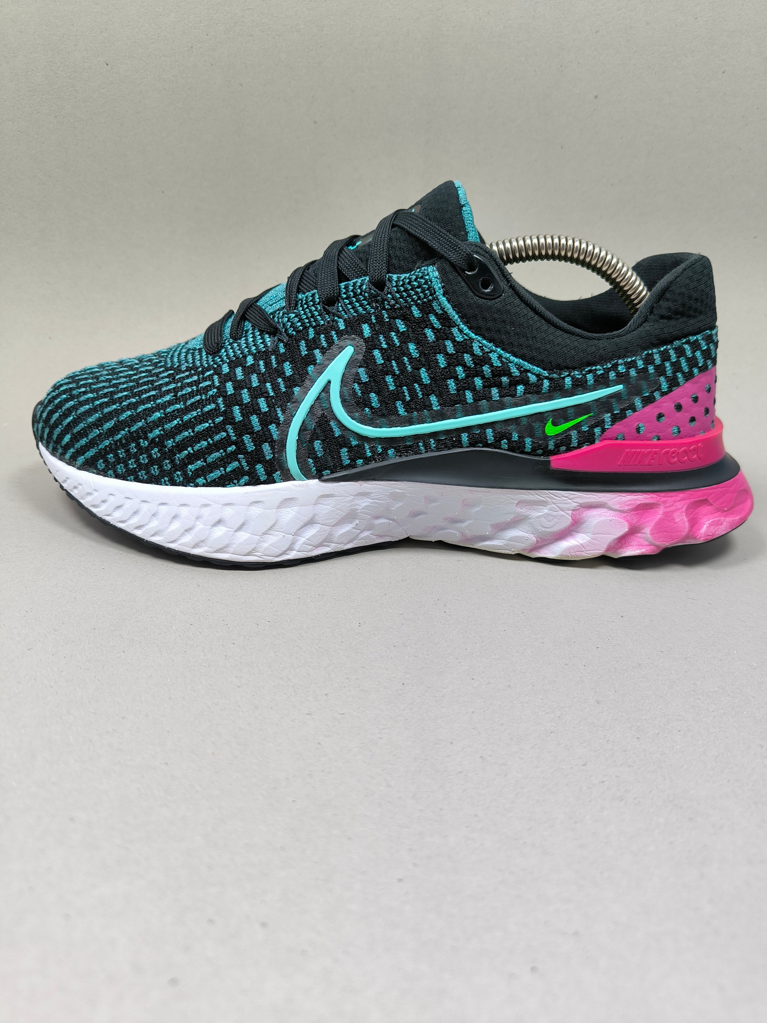 Nike React Infinity Run . Size : EUR  40 | Premium